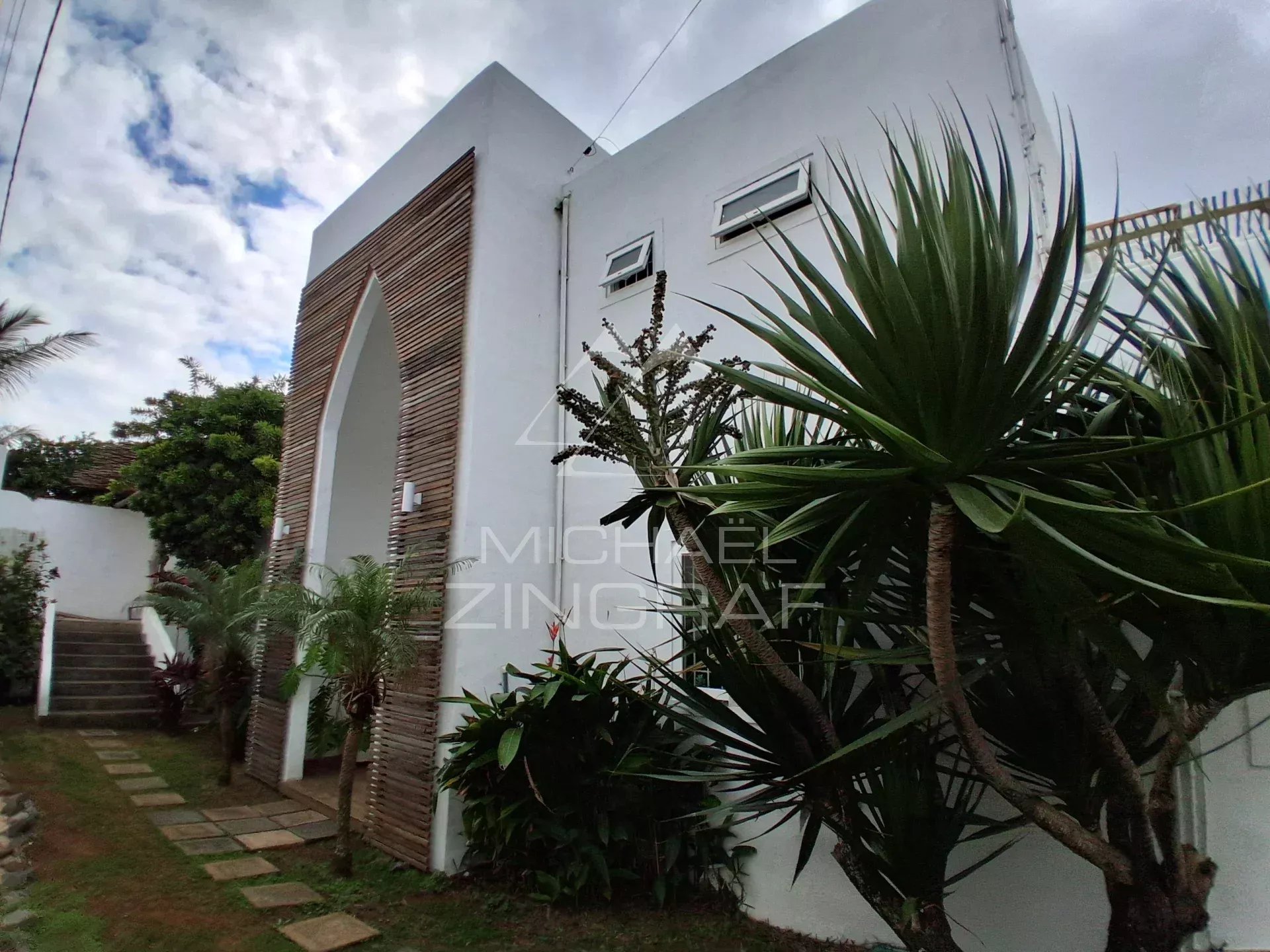 Furnished 4-Bedroom Family Home with Swimming Pool