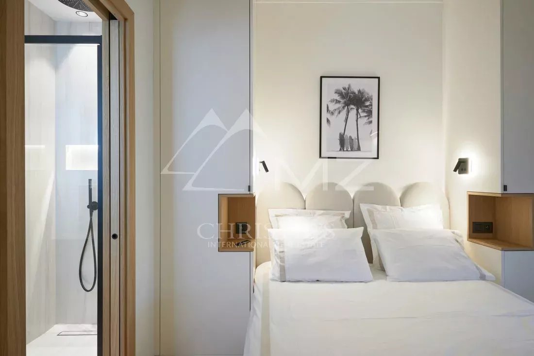 CANNES LA CROISETTE SPLENDIDE APPARTEMENT RENOVE 3 CHAMBRES VUE MER