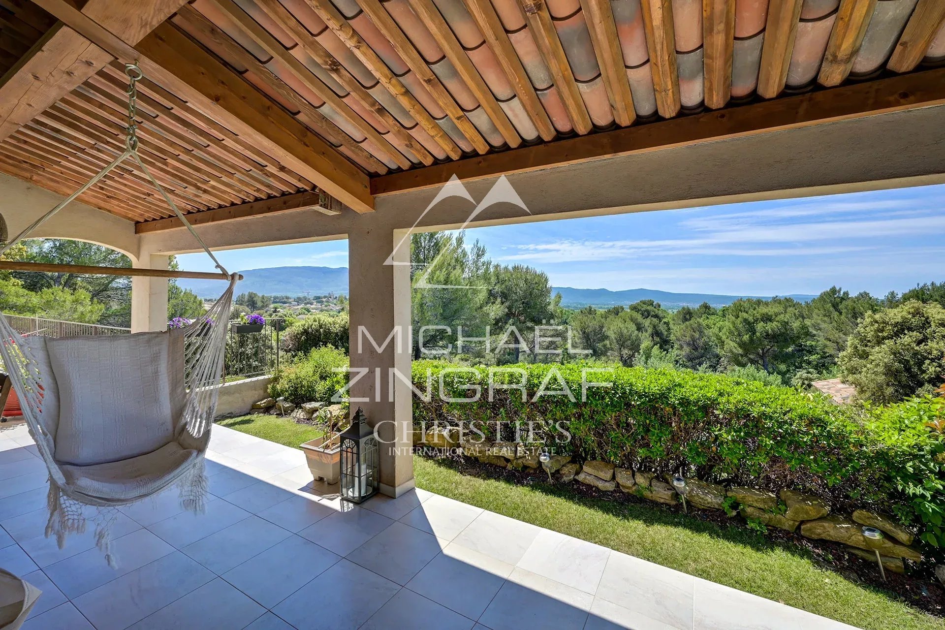 Propriété d'exception avec vue dominante au sein du grand site de la Sainte Victoire