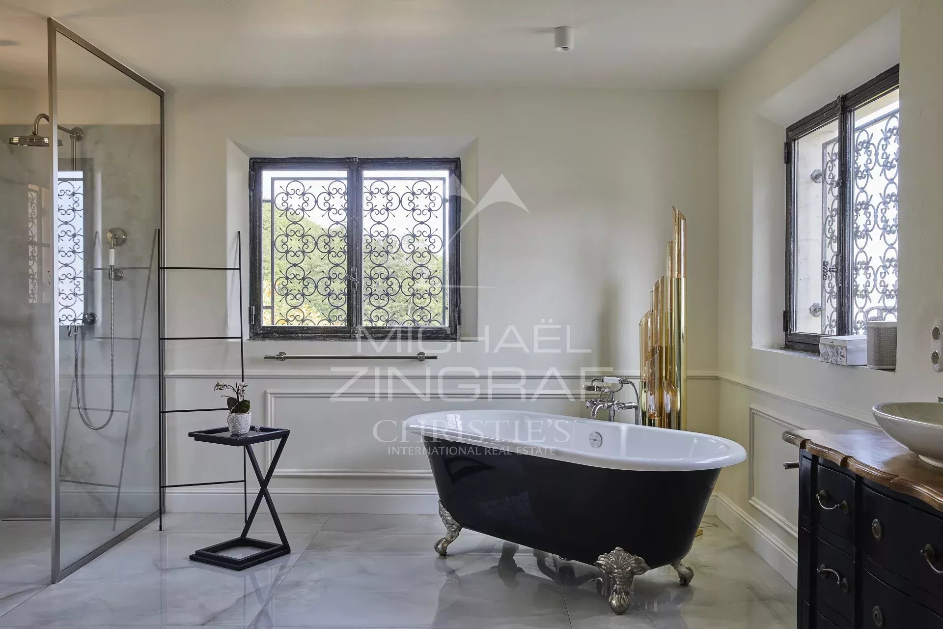 Tourrettes-sur-Loup - Villa provençale avec vue mer panoramique - 8 chambres