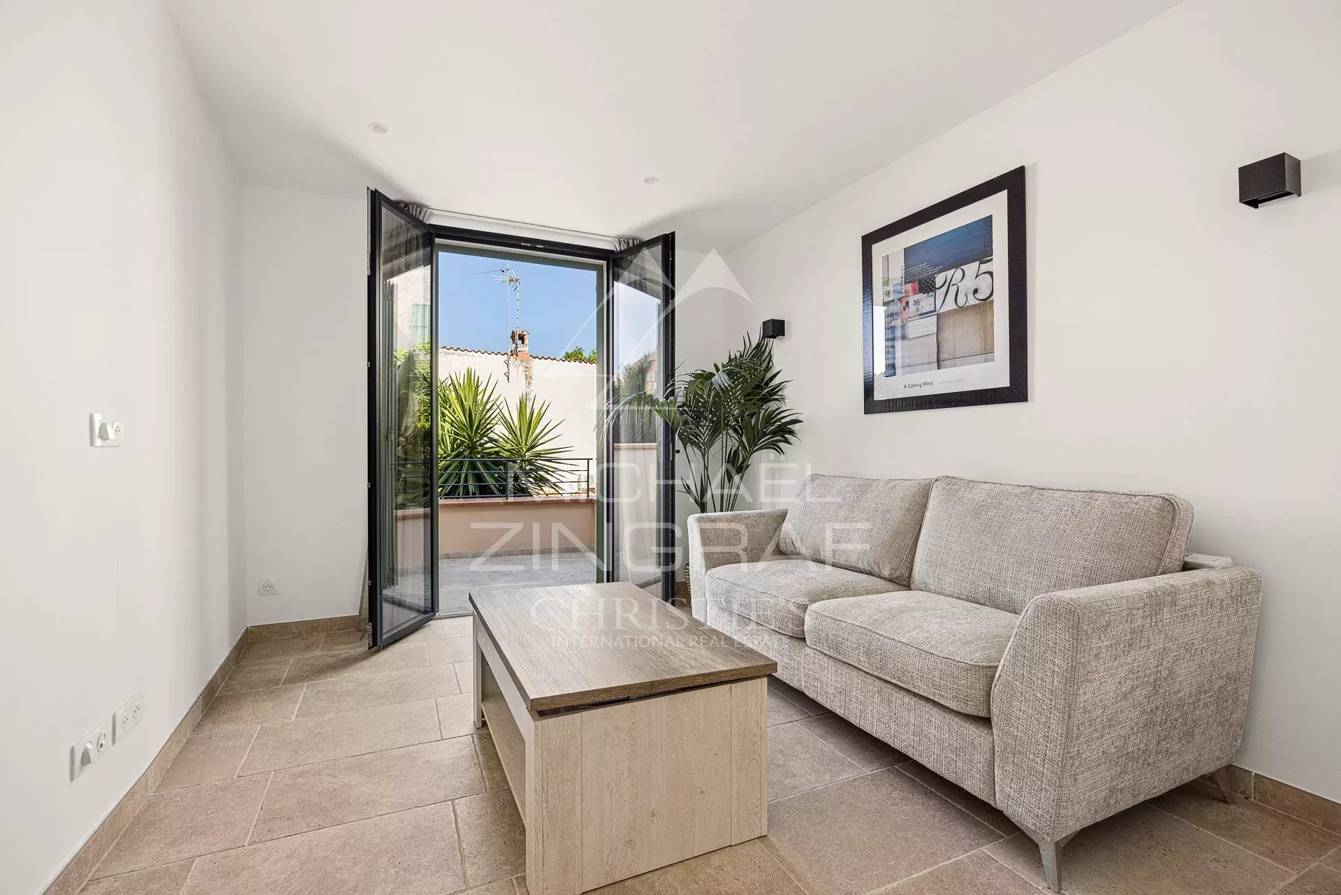 Duplex de charme au cœur du Vieil Antibes