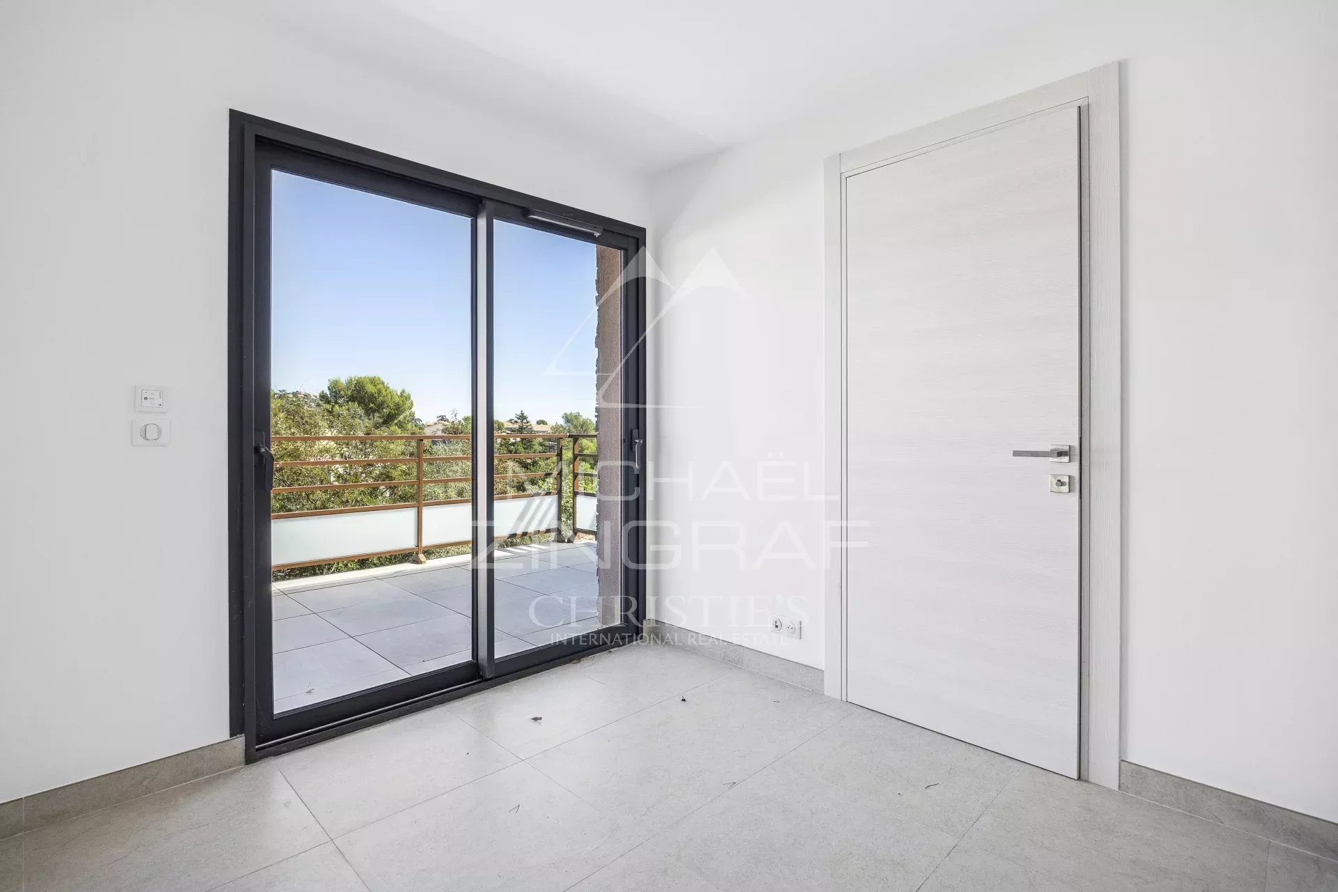 Saint-Raphaël - New apartment in a sought-after neighborhood