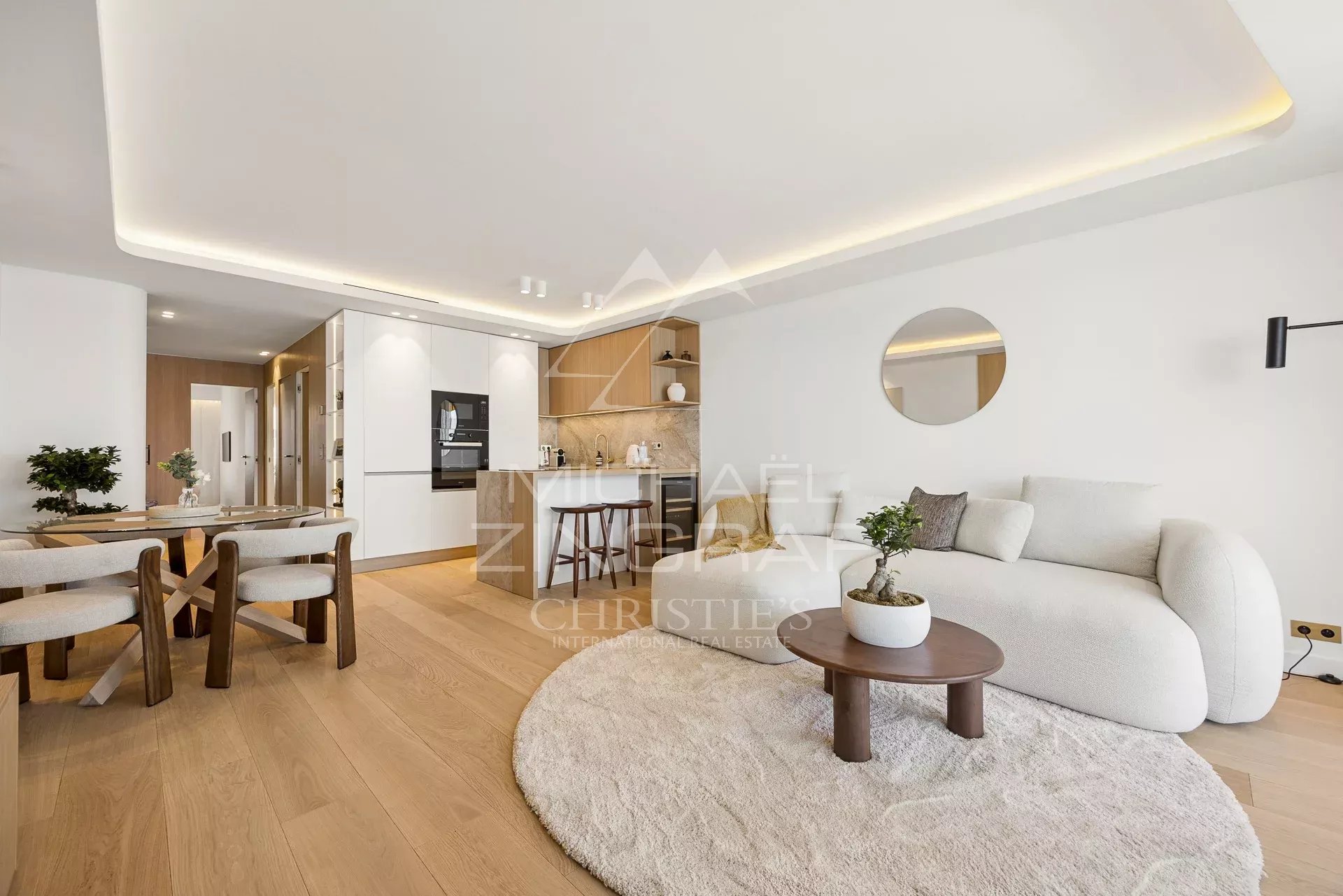 Cannes – Gazagnaire – Wunderschöne renovierte 3-Zimmer-Wohnung