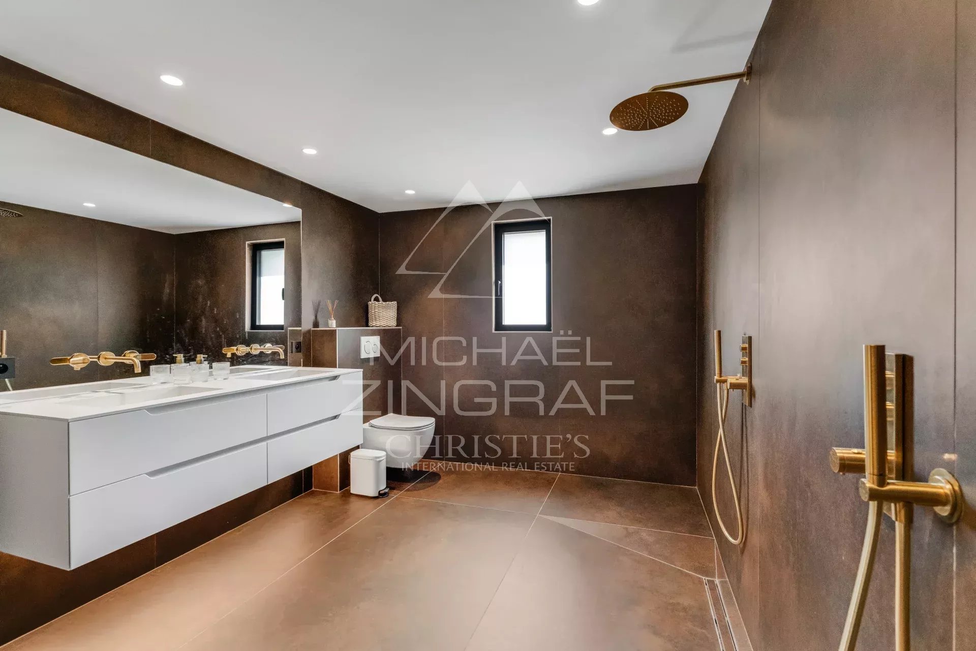 Gigaro, außergewöhnliches Haus in einer privaten Wohnanlage, nur wenige Gehminuten von den Stränden von Gigaro entfernt