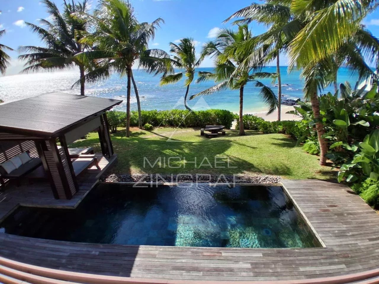 Mauritius - Rare opportunity : Luxury villa by the sea near Grand Bay - Pointe aux Canonniers