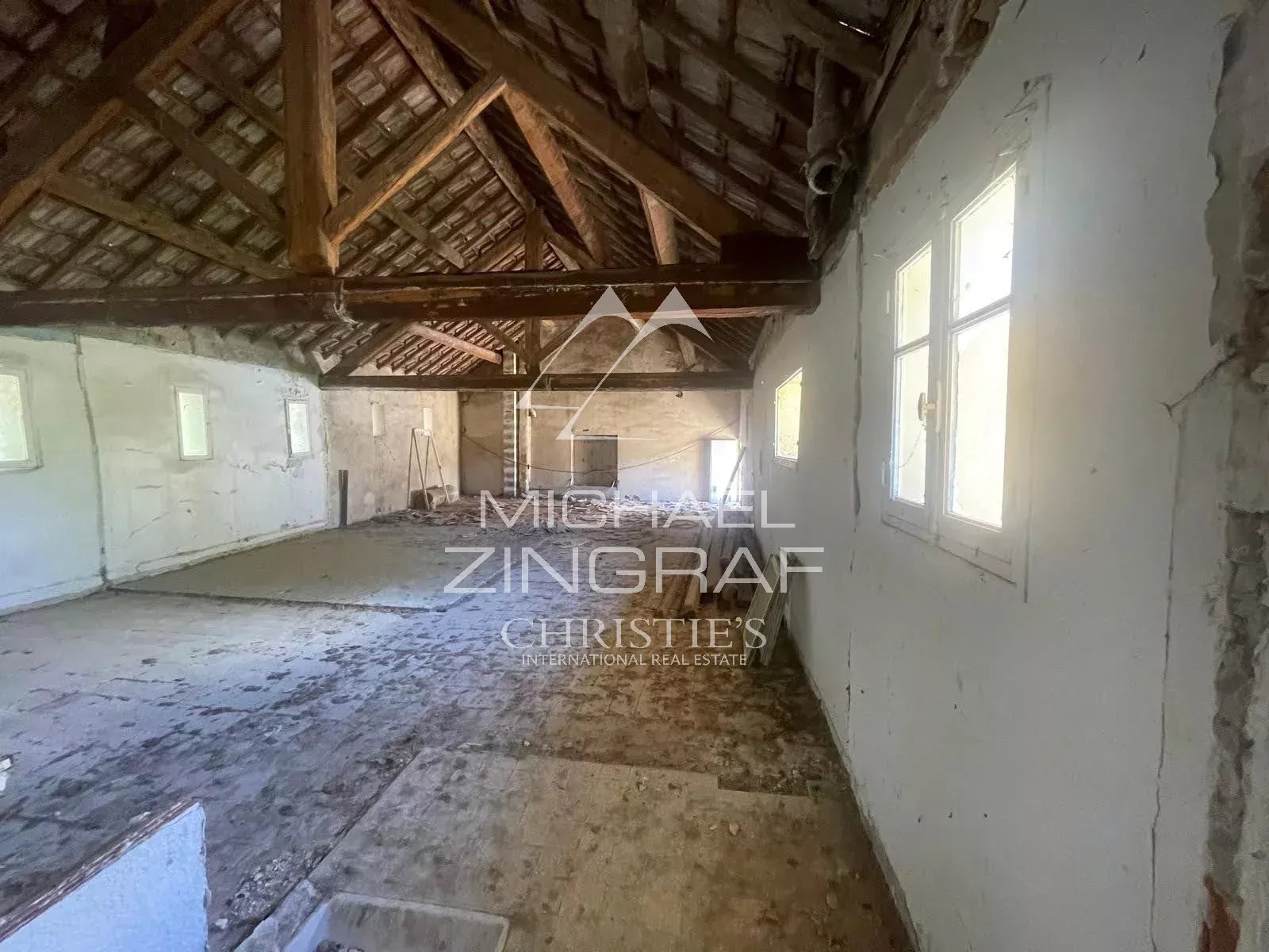 Exceptional property in the heart of the Aix countryside
