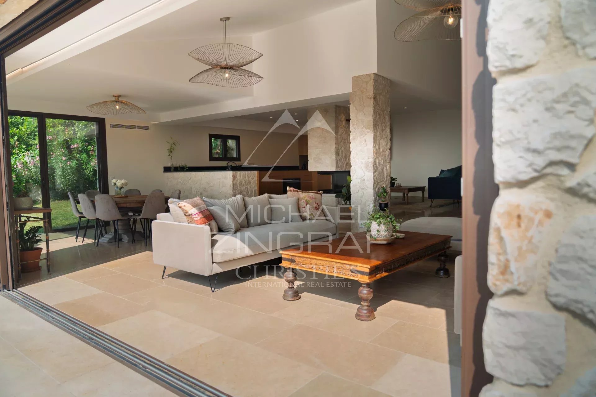 Saint-Paul de Vence - Vollständig renoviertes außergewöhnliches Anwesen