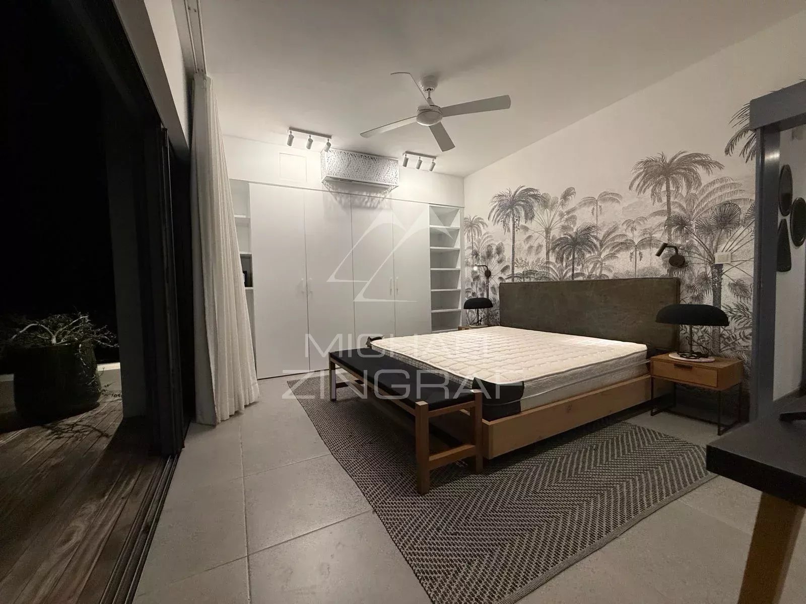 Penthouse d’Exception avec Vue Mer