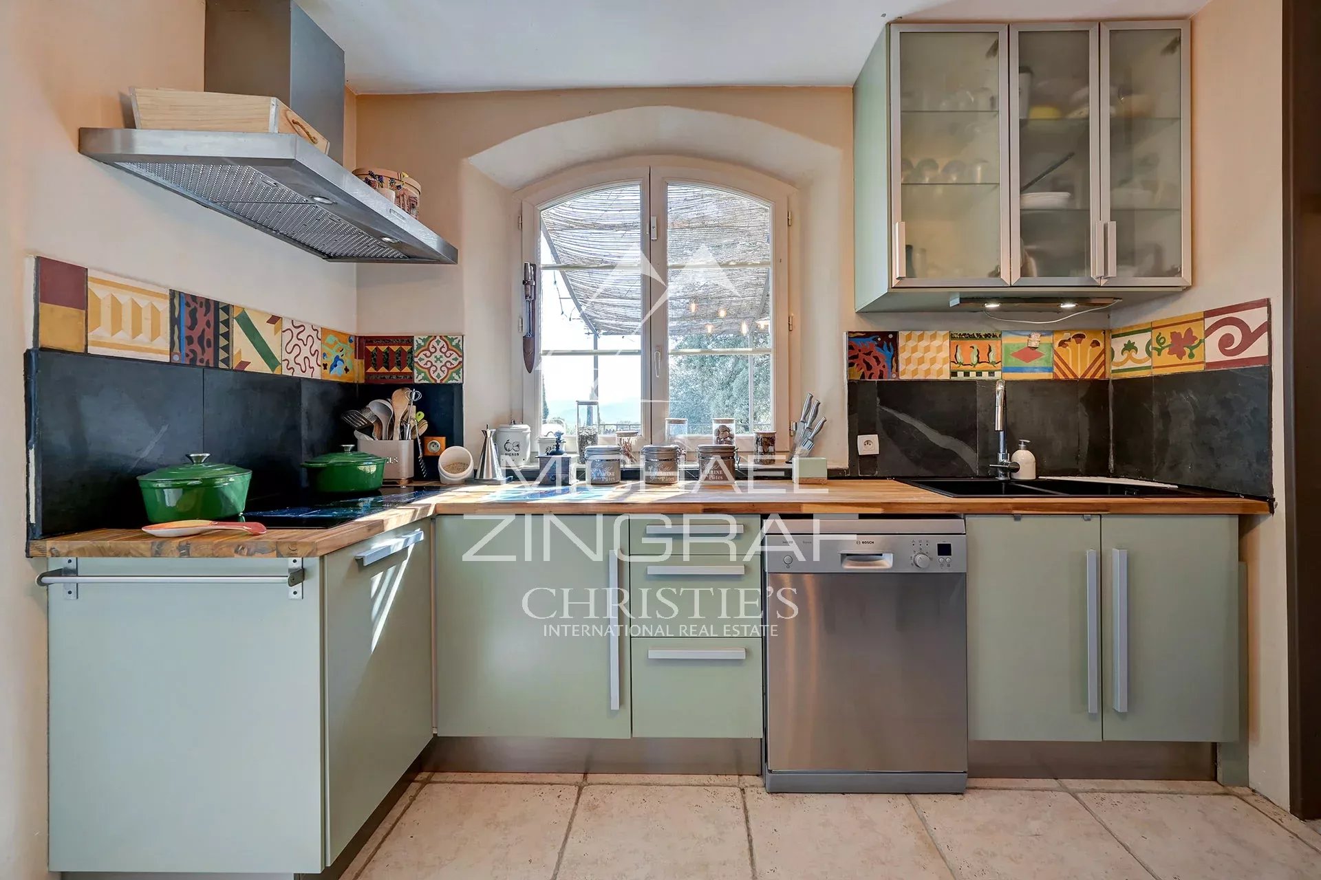 Propriété avec vue au calme