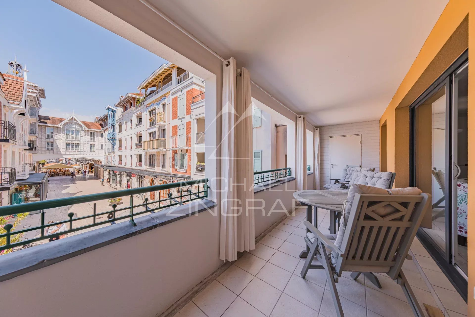 Arcachon Zentrum — Großzügige Wohnung in der Nähe von Markt und Strand