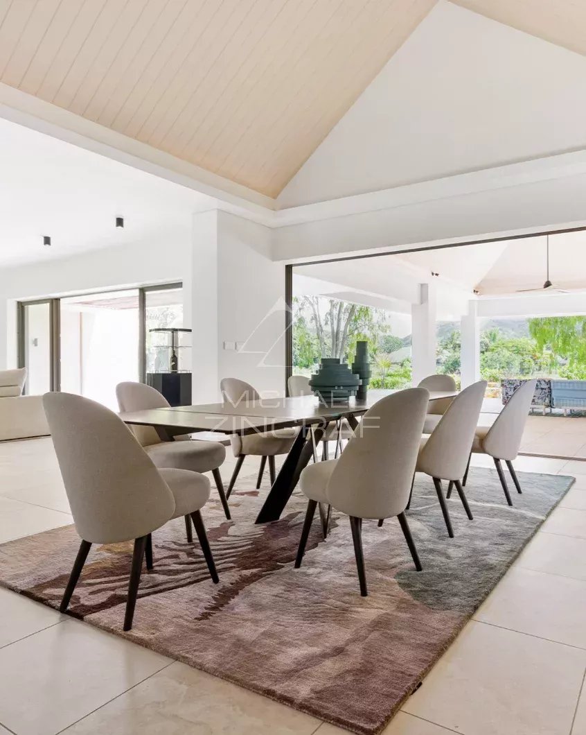New built villa on Golf