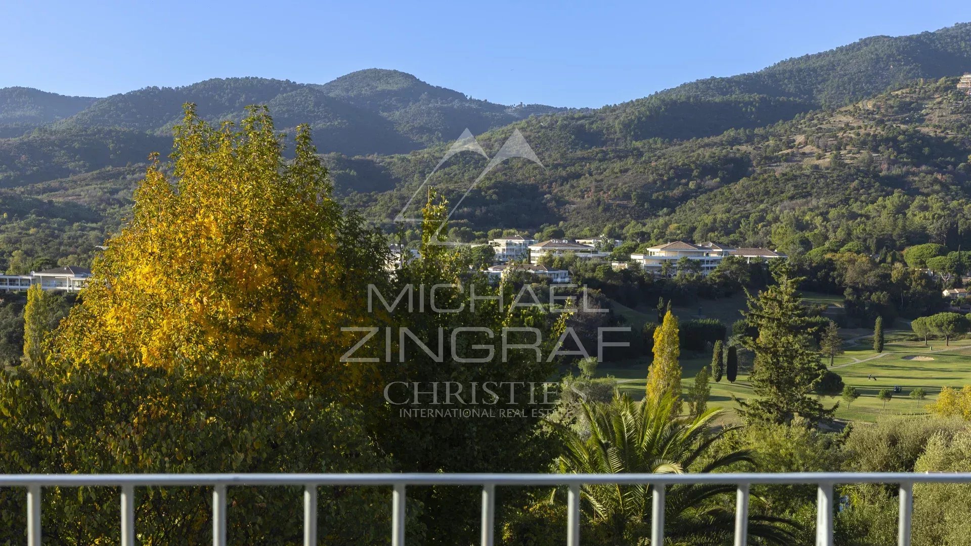 Mandelieu-La Napoule - Vignerons - Élegante maison familiale