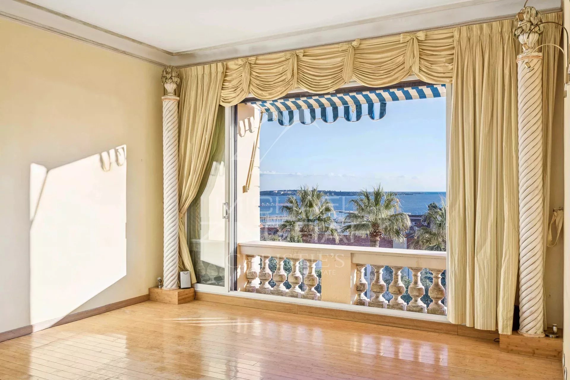 Cannes – 2-Zimmer-Wohnung mit Meerblick