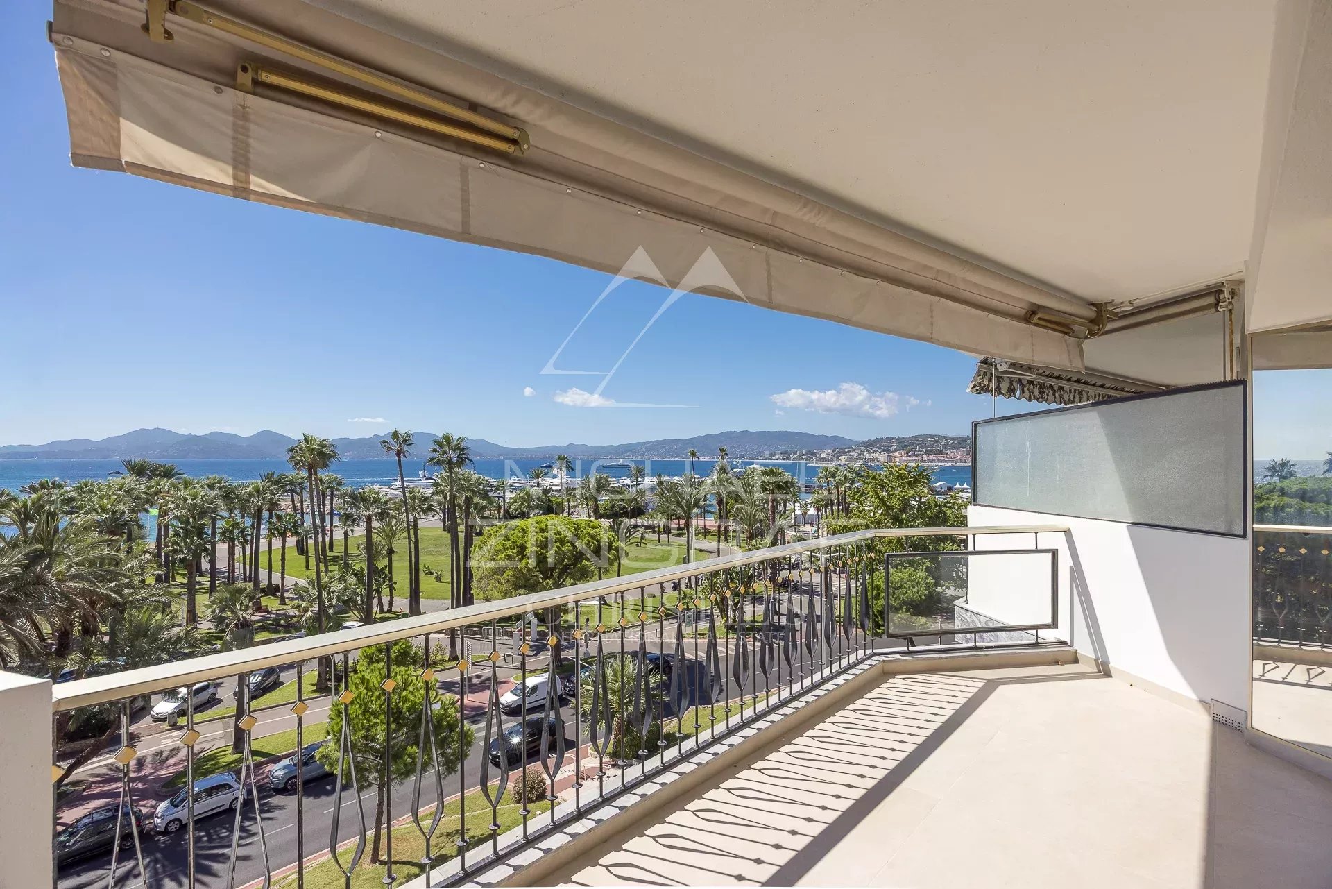 Cannes Croisette - Beautiful apartment with breathtaking view
