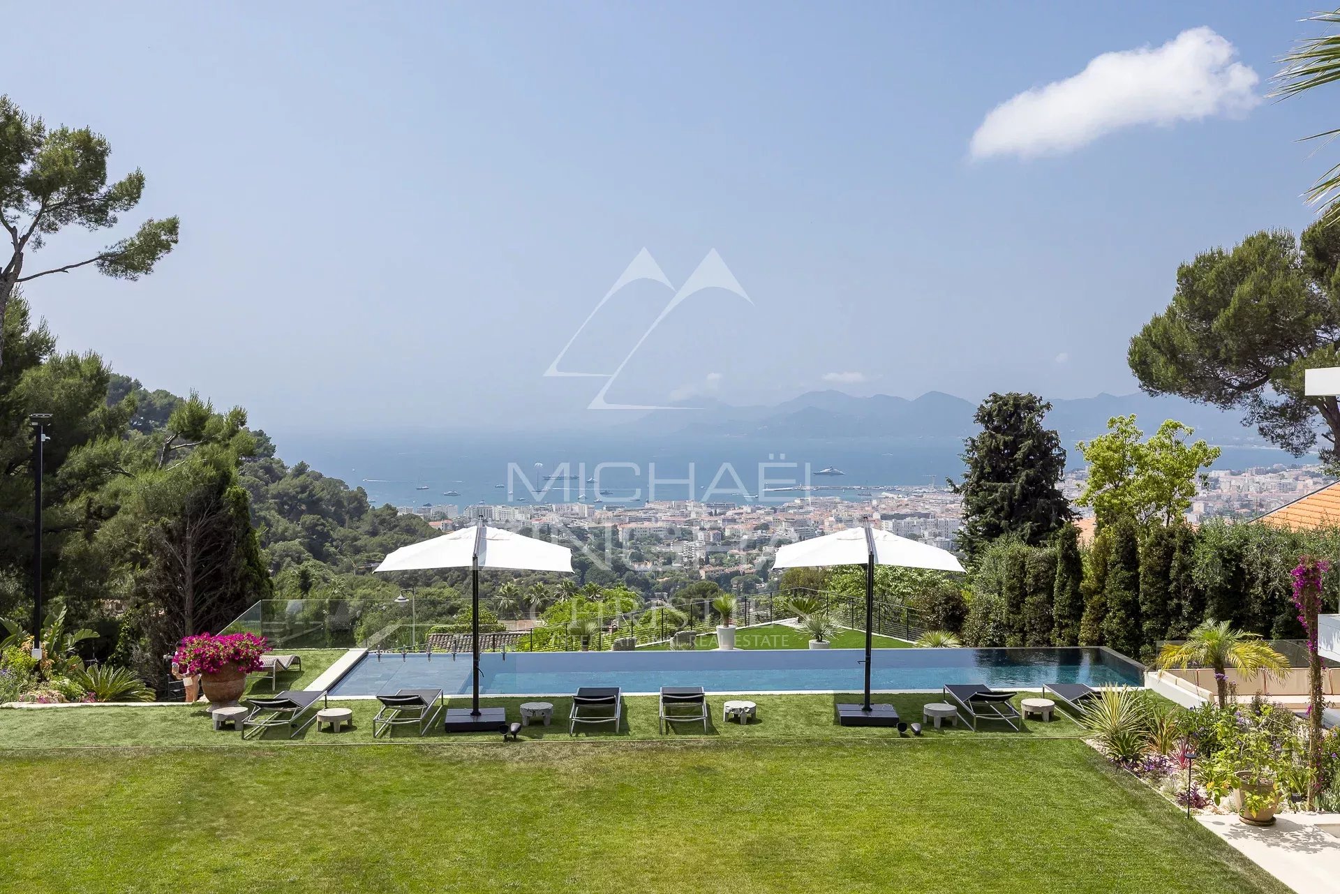 Cannes – Kalifornien – Moderne Villa