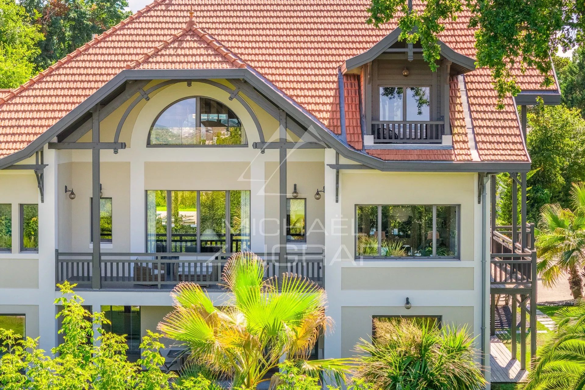 Villa d’Exception – Vue Panoramique sur le Bassin d’Arcachon
