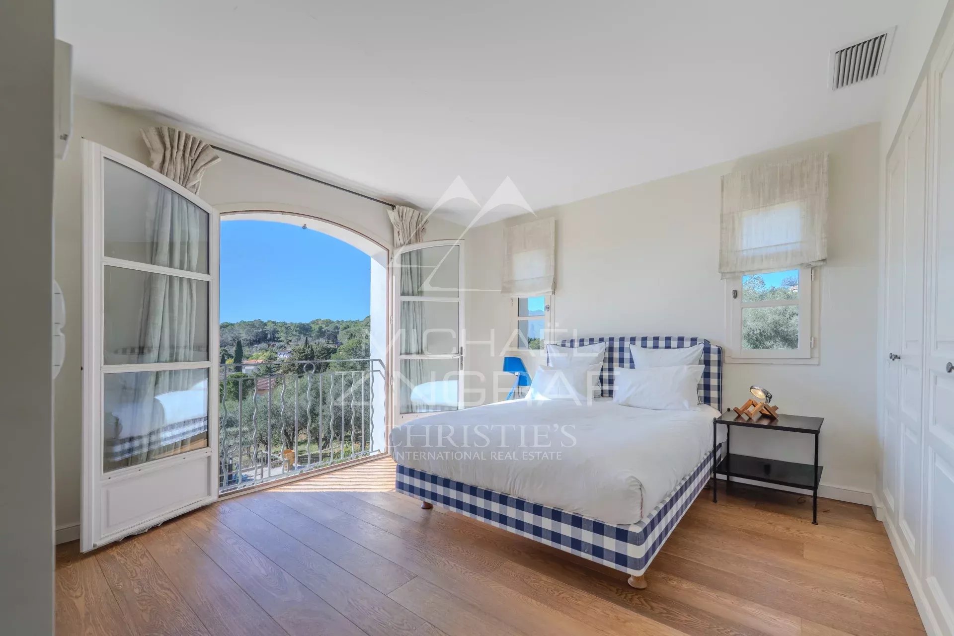 Proche Mougins - Bastide provençale au calme - 5 chambres