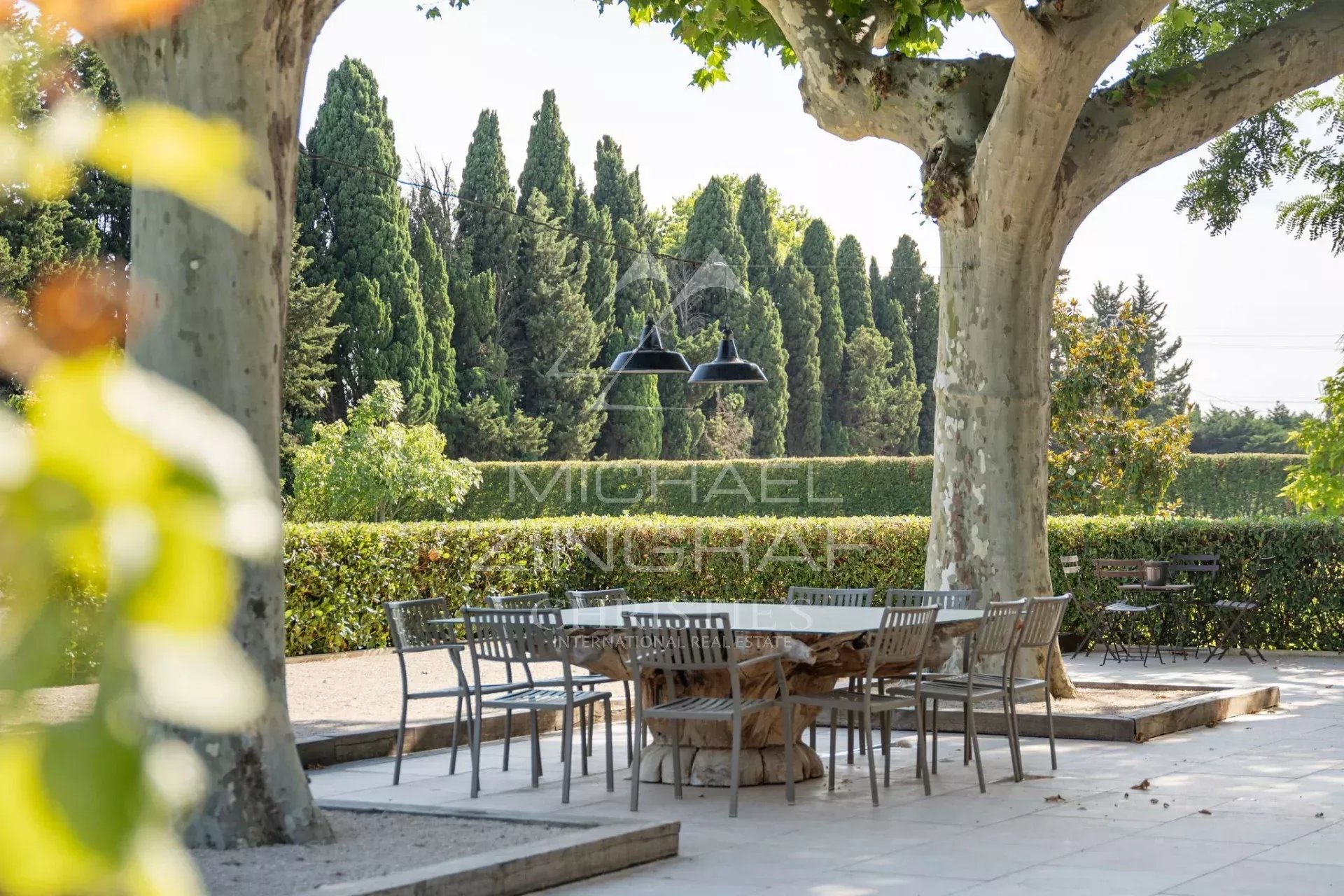 Mas Provençal rénové proche de Saint-Rémy-de-Provence