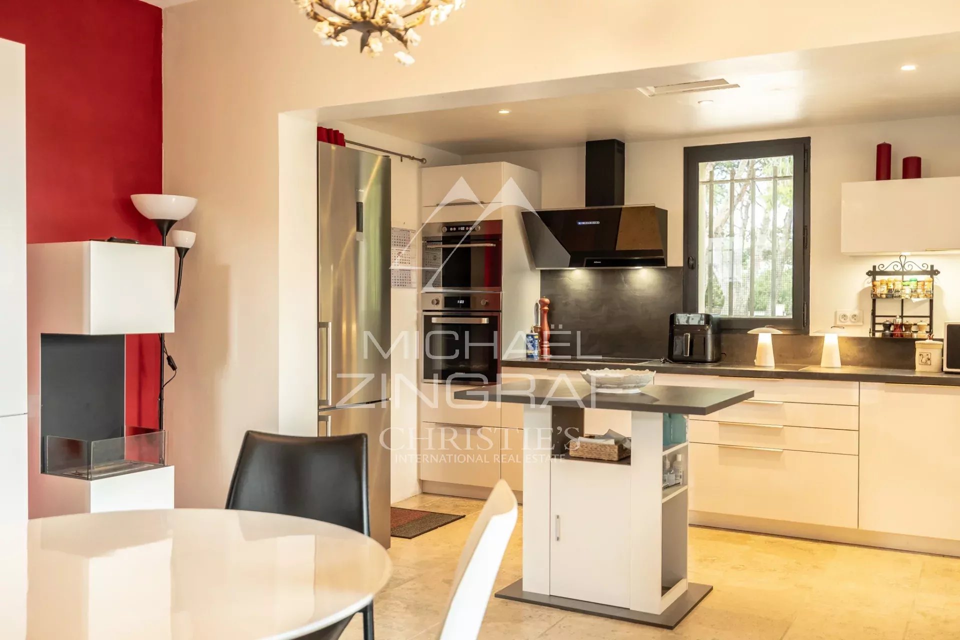 Belle maison avec vue panoramique sur les Alpilles