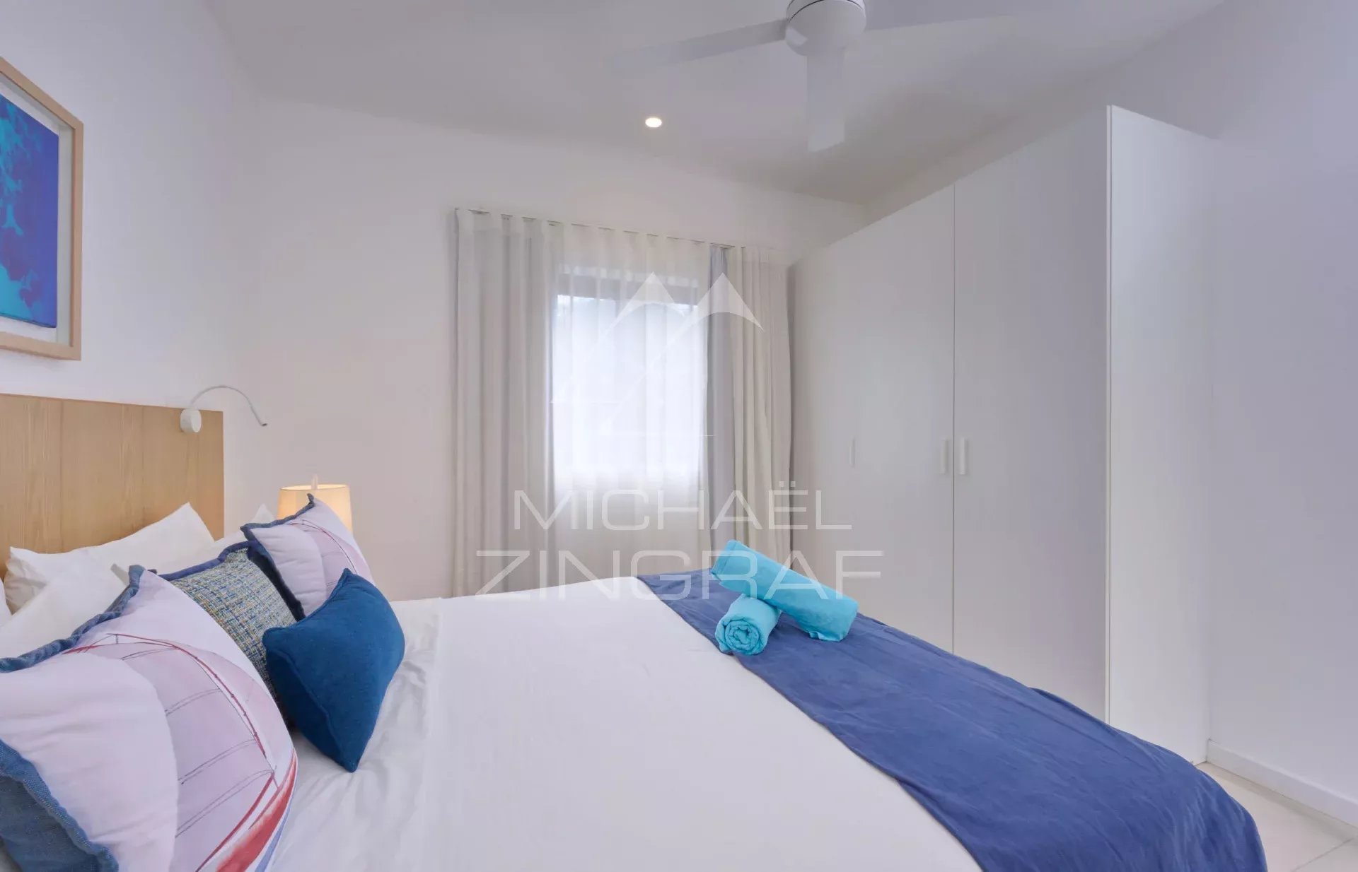 Élégant Appartement de 3 Chambres dans une Résidence Sécurisée à Pointe aux Canonniers