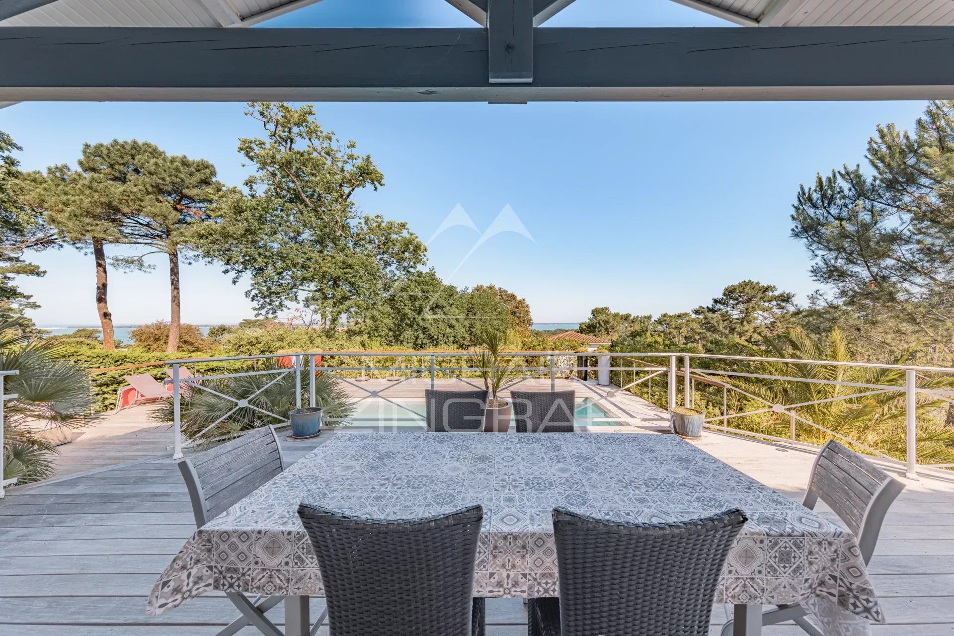 PYLA-SUR-MER, Villa avec vue sur le Bassin d'Arcachon