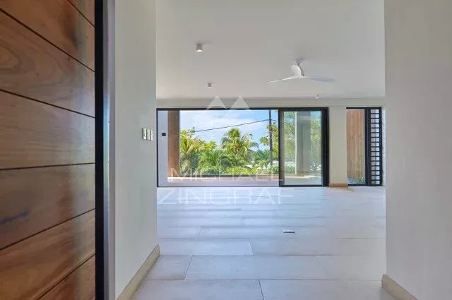 Exceptional Duplex in Pointe aux Canonniers