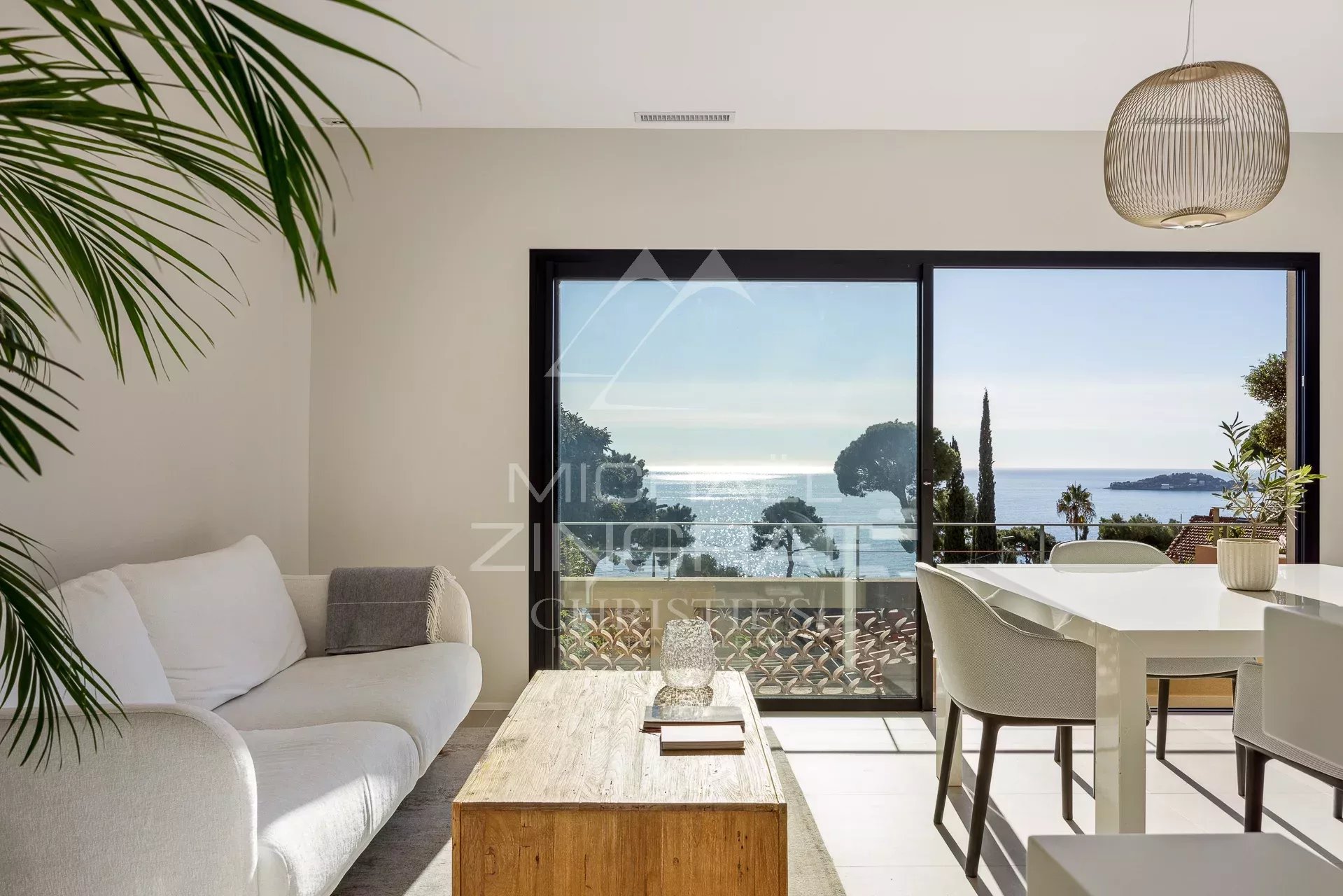 EZE BORD DE MER – KOMPLETT RENOVIERTE VILLA – PANORAMABLICK AUF DAS MEER