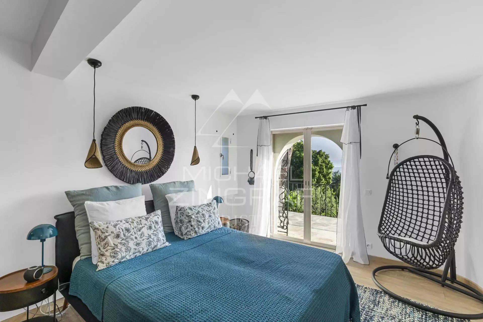 Mougins - Charming Couelle's style villa