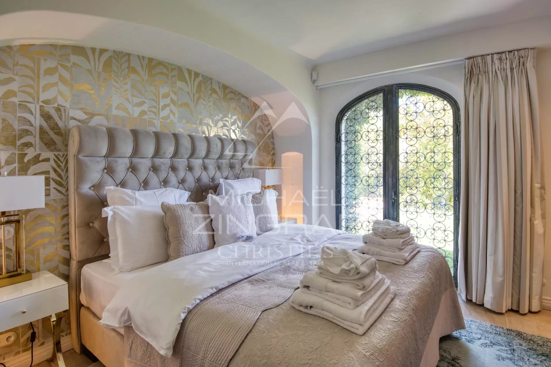 Tourrettes-sur-Loup - Villa provençale avec vue mer panoramique - 8 chambres