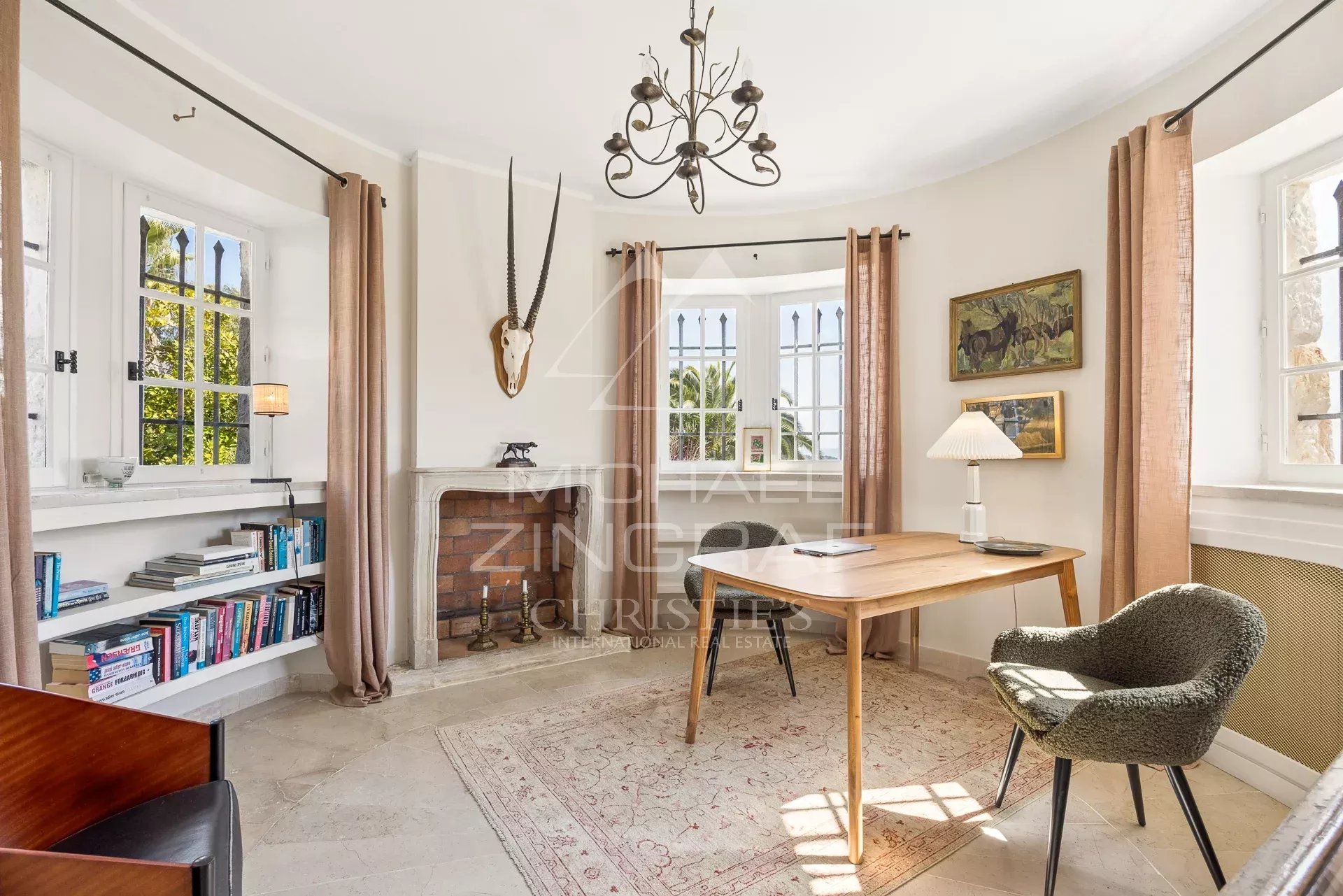 Villa de charme en pierre et vue panoramique - 5 chambres