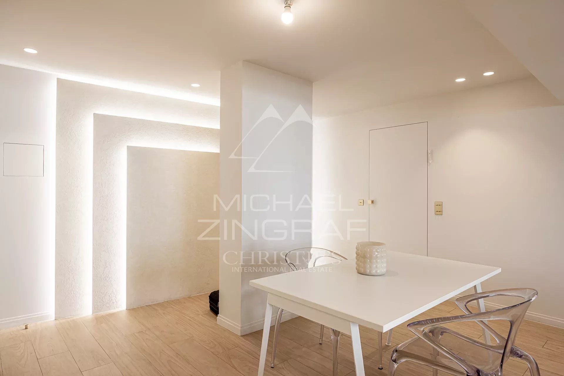 APPARTEMENT D’EXCEPTION EN HYPER CENTRE DE JUAN-LES-PINS