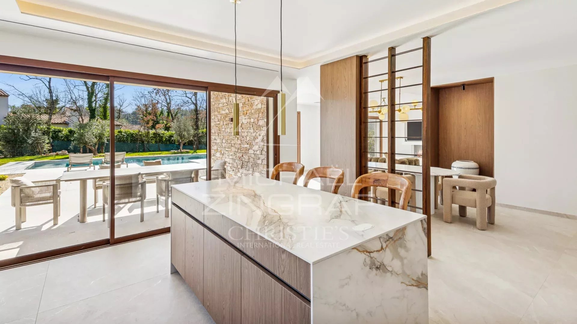 Exklusive Villa im Herzen des Anwesens