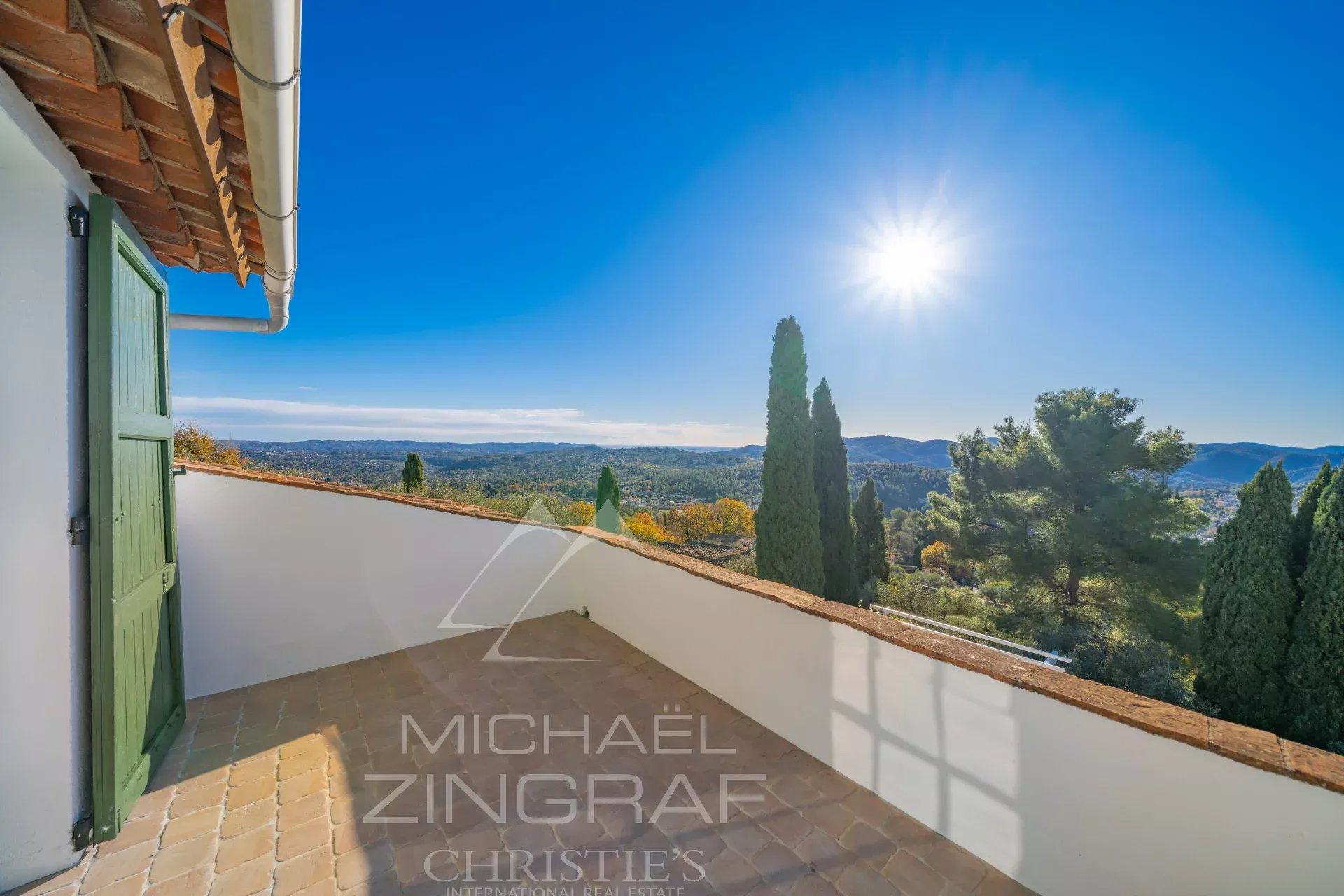 Villa with sea and lake views