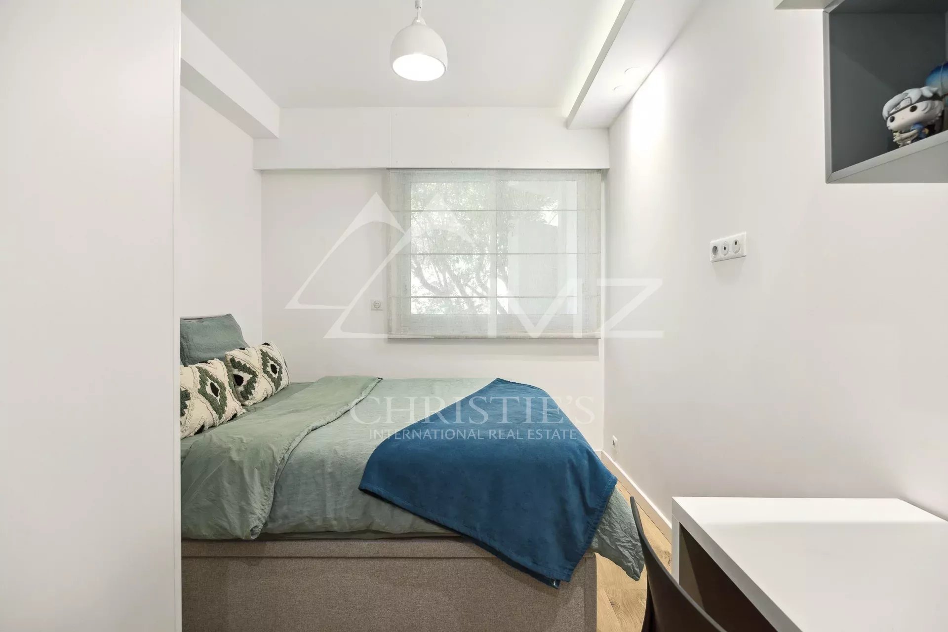 Superbe appartement contemporain dans résidence de standing