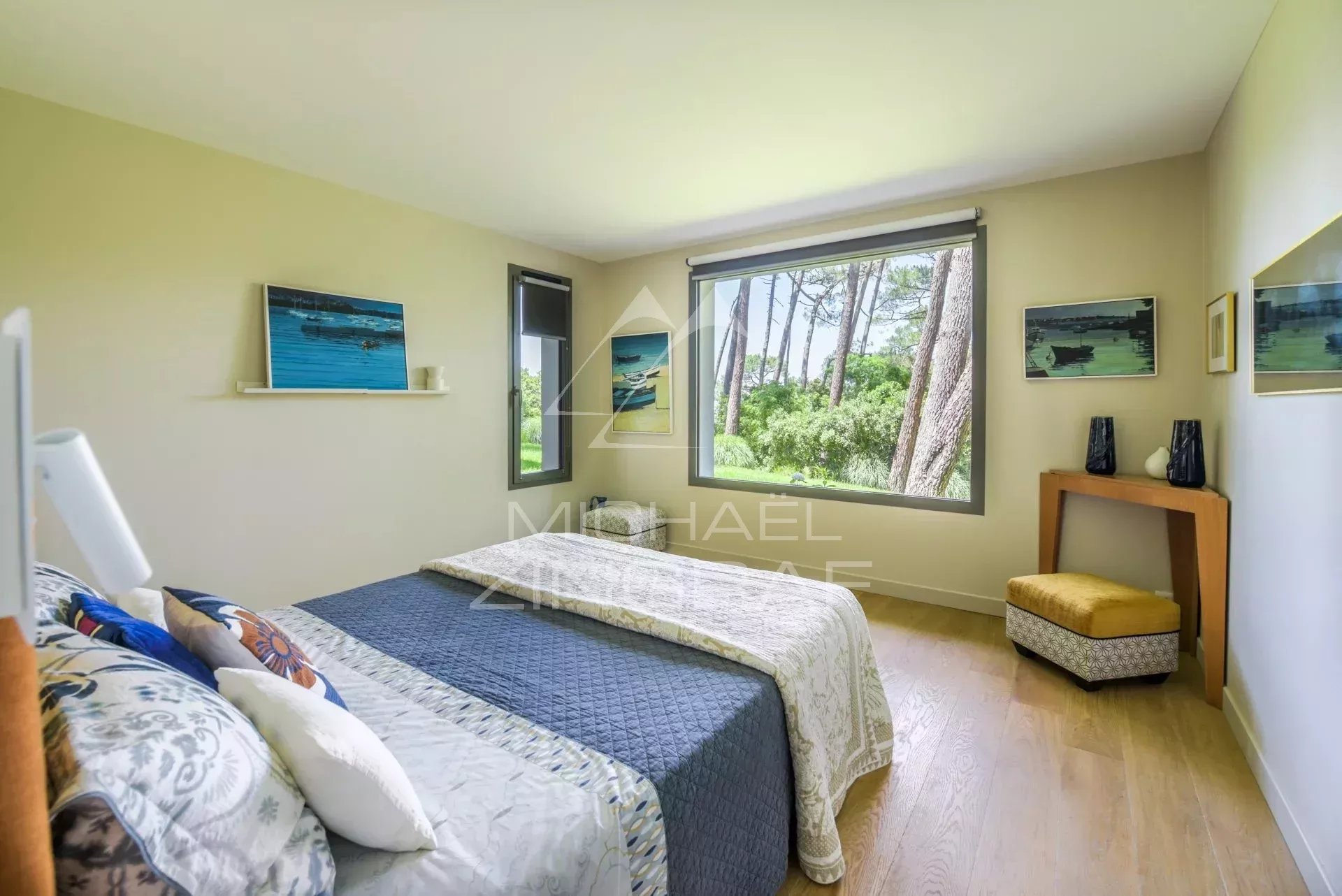 VILLA DAS OBSERVATORIUM MIT MEERBLICK PYLA AUF DEM MEER