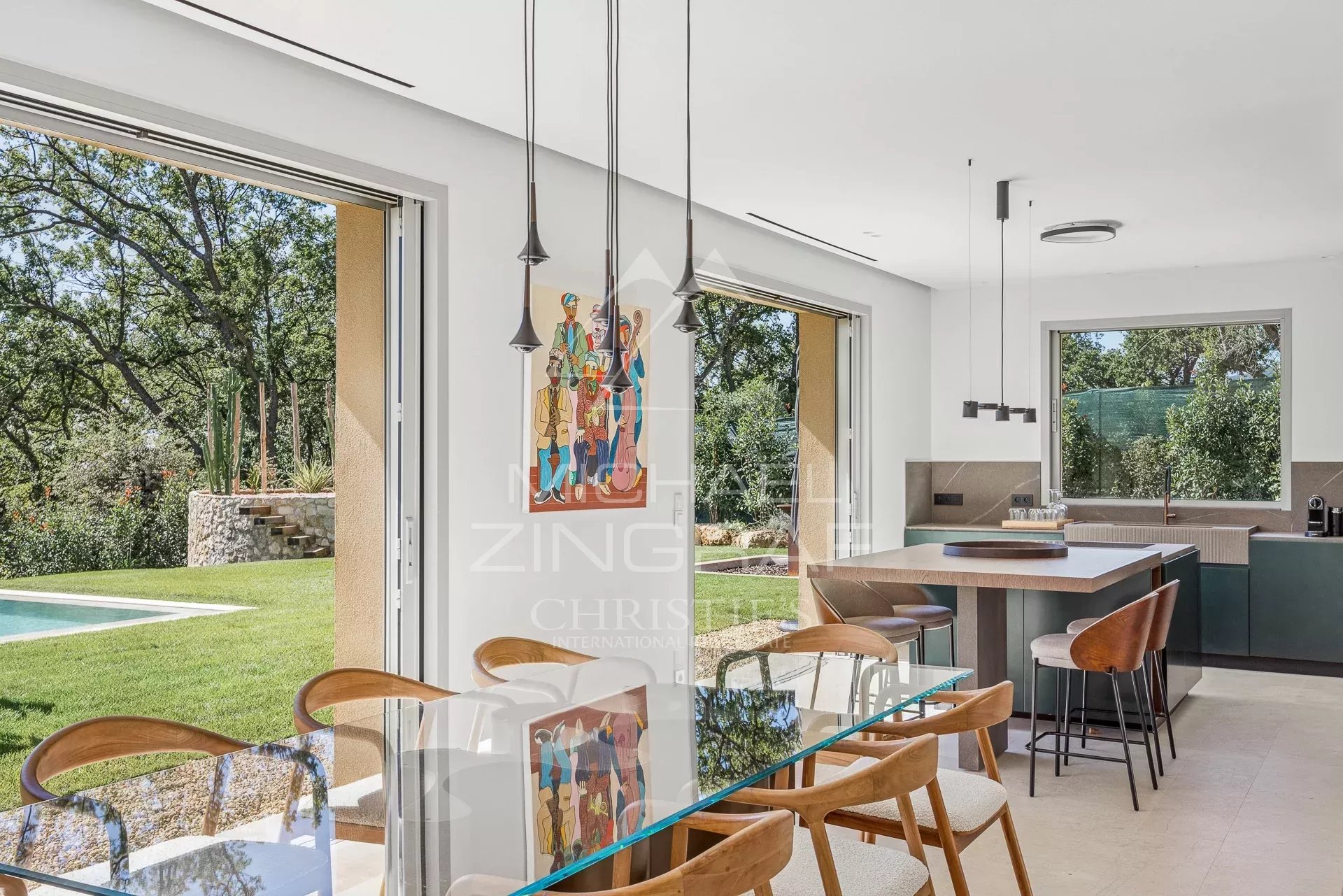 Proche Saint-Paul-de-Vence - Superbe propriété neuve provençale moderne