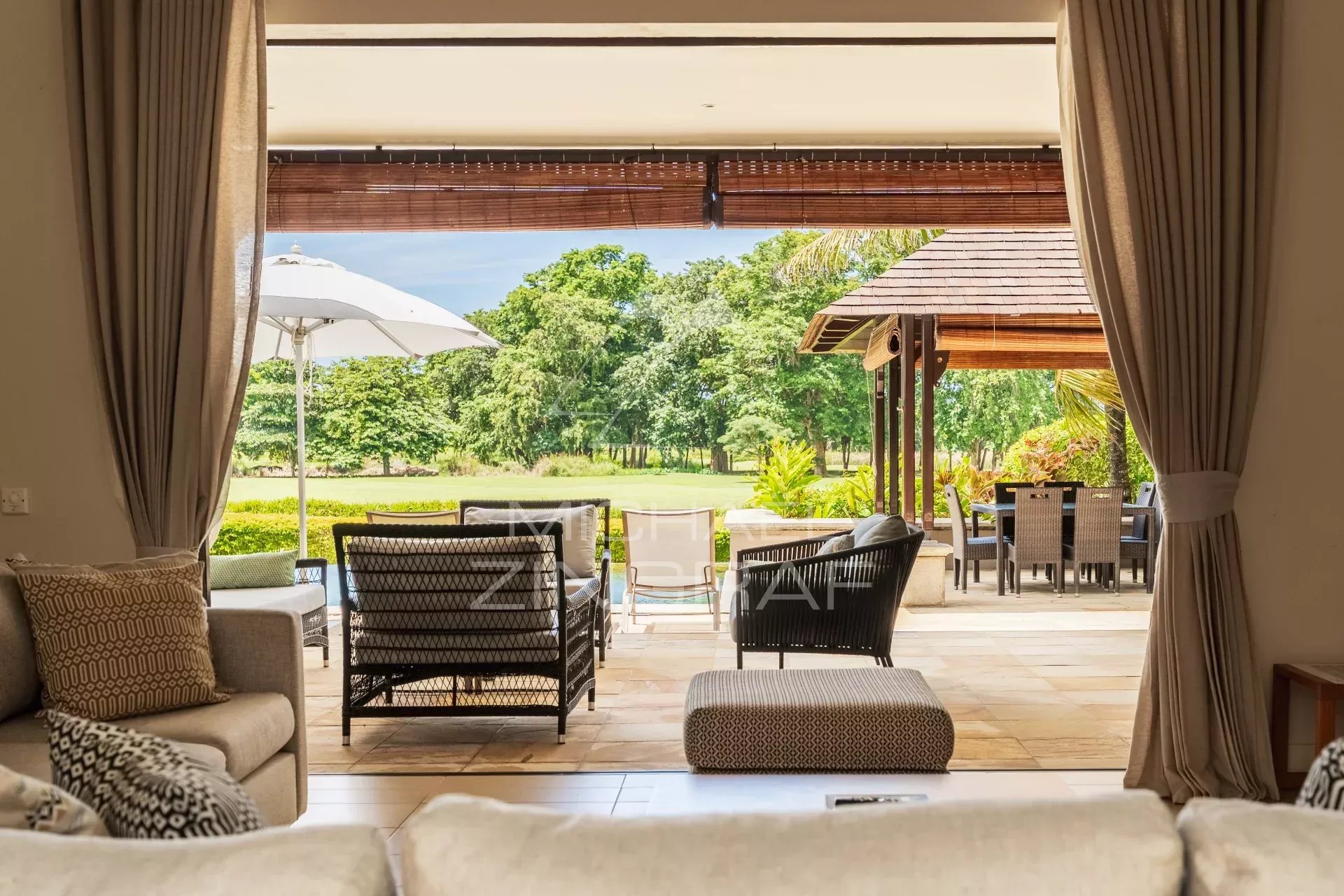 Bel-Ombre - Villa 4 chambres avec vue sur le golf - Valriche