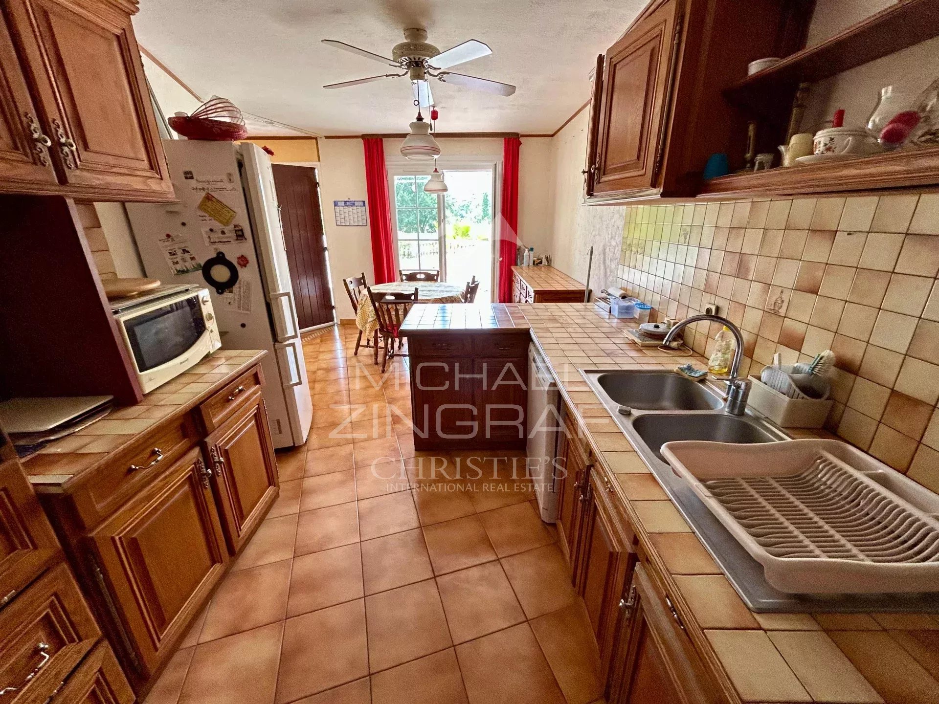 Charming property to renovate