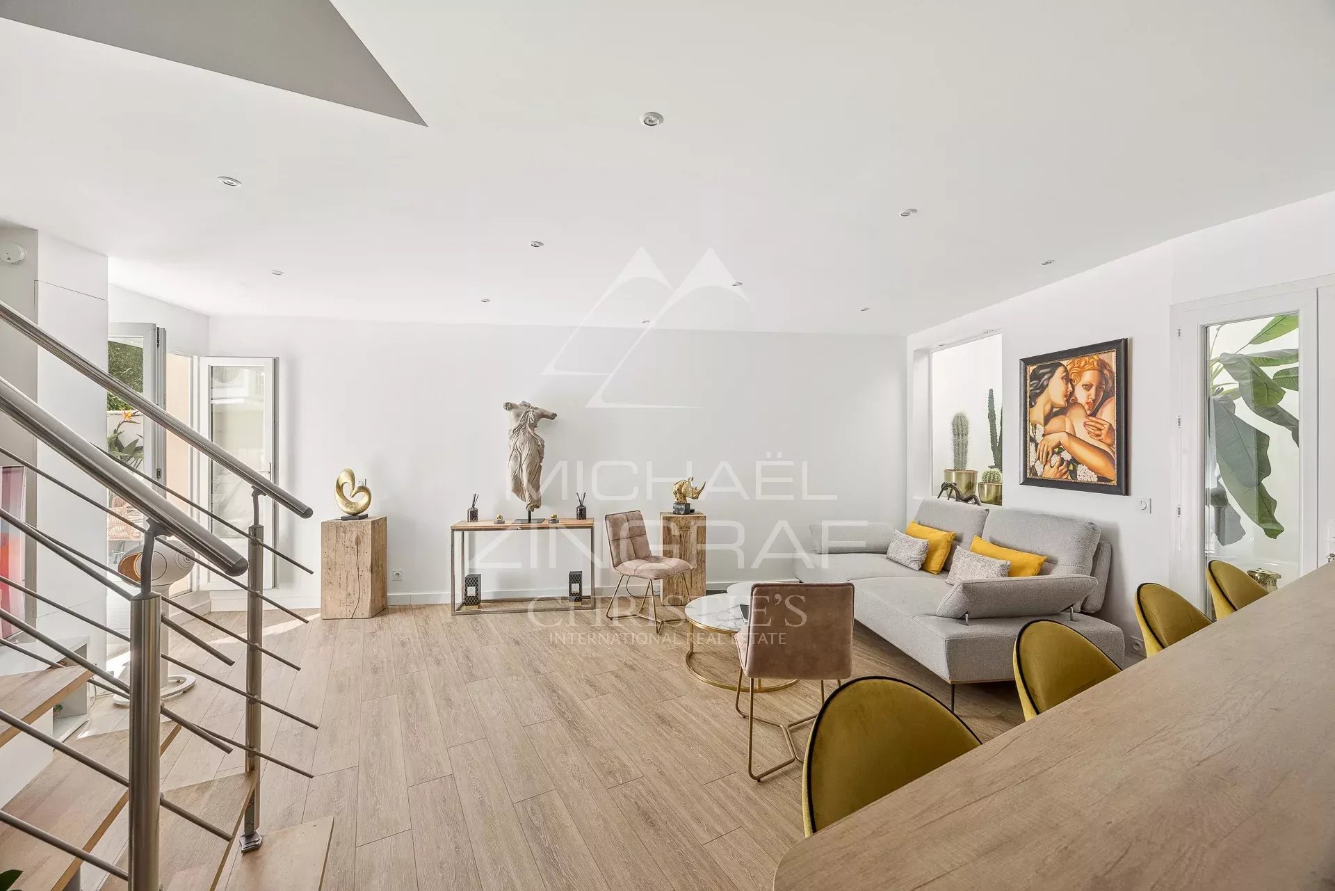Élégant appartement rénové avec jardin et garage au cœur du Cap d’Antibes