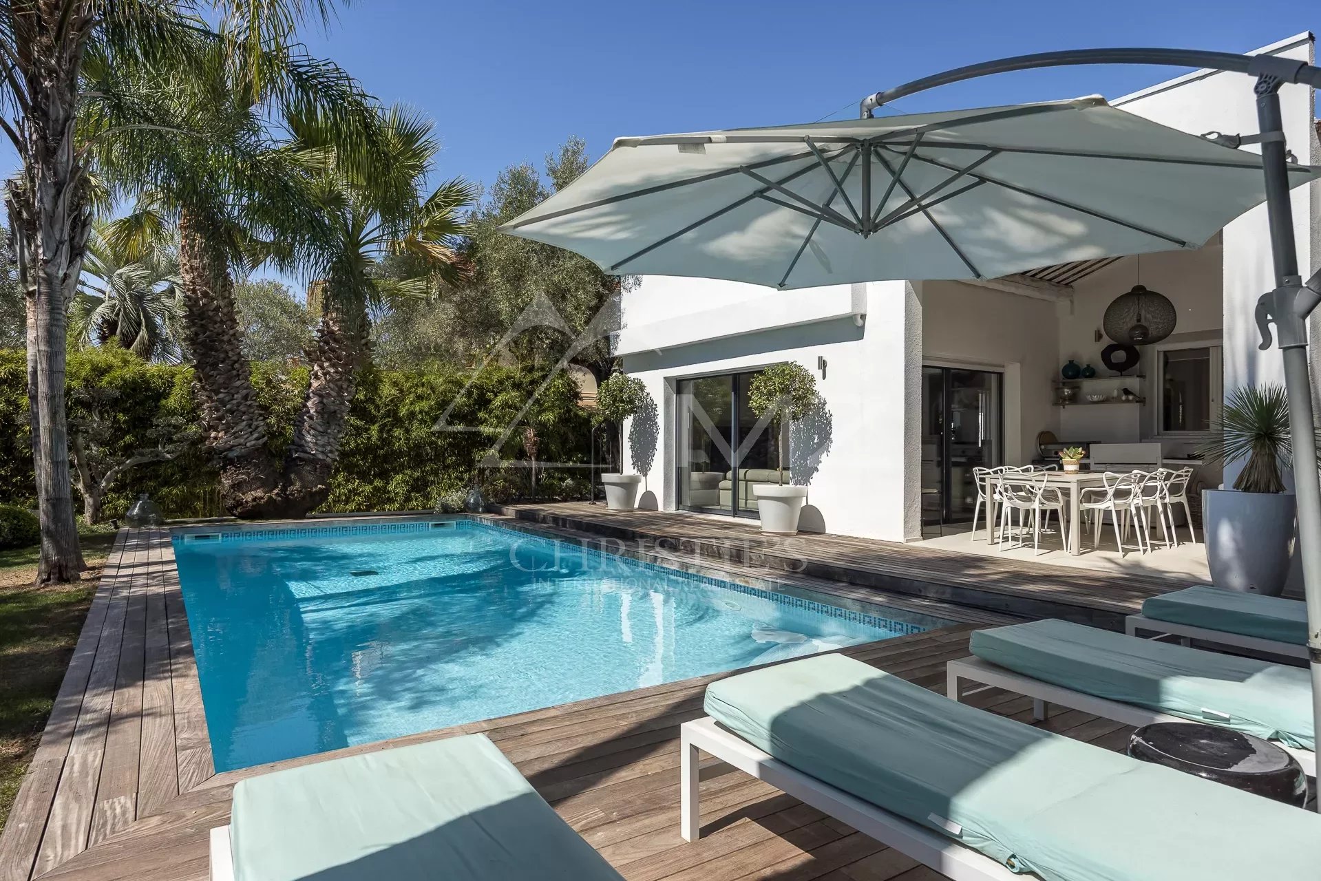 Juan-les-Pins - Villa in a peaceful location, close to the beaches