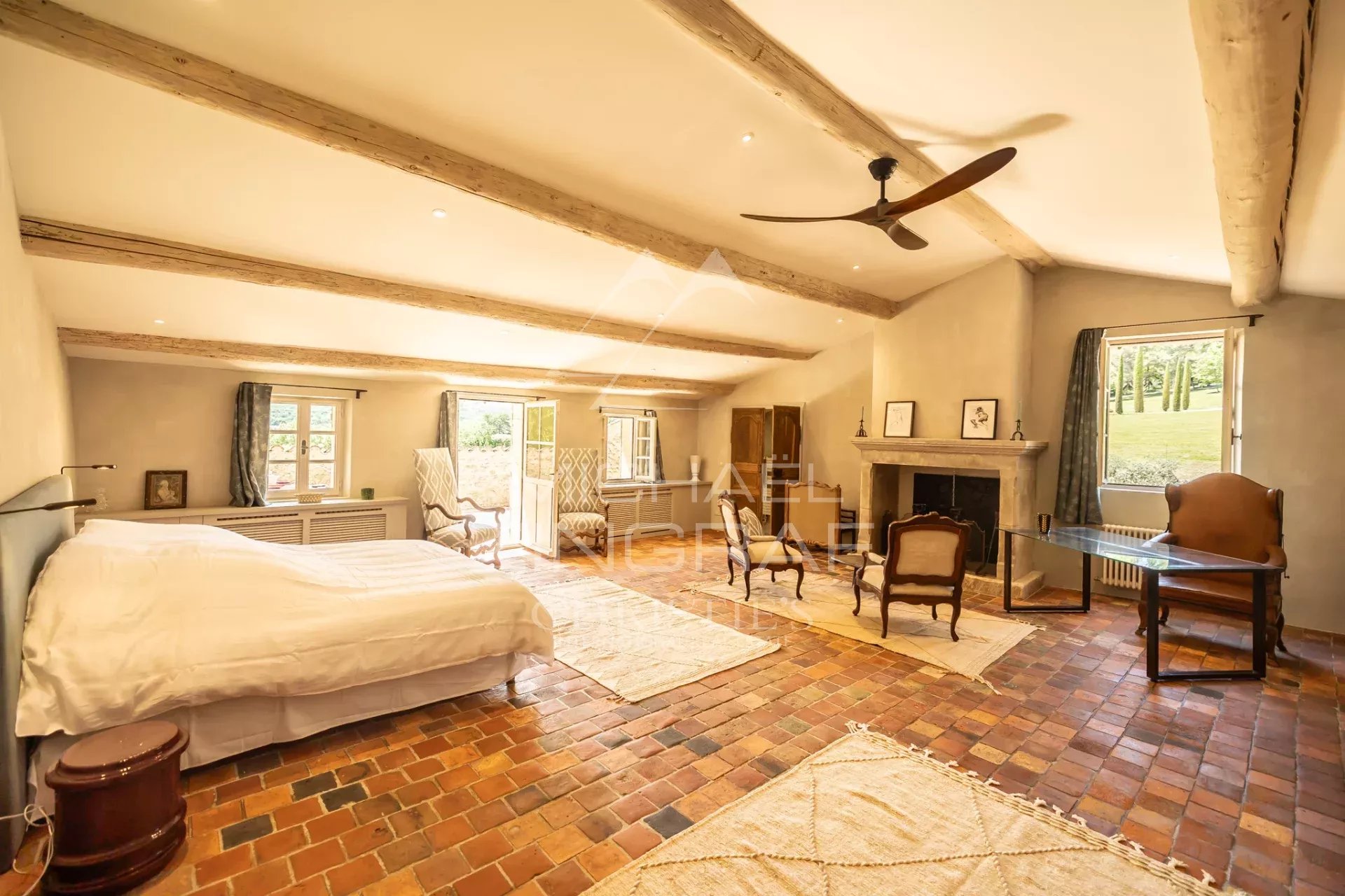 Exceptional property in the heart of the Luberon