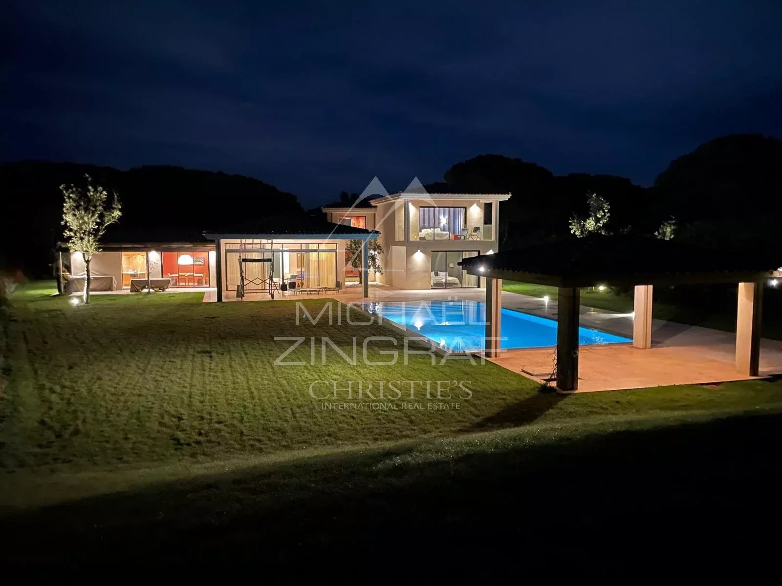 Villa Joya - Saint-Tropez – Villa d’architecte dans un écrin de nature