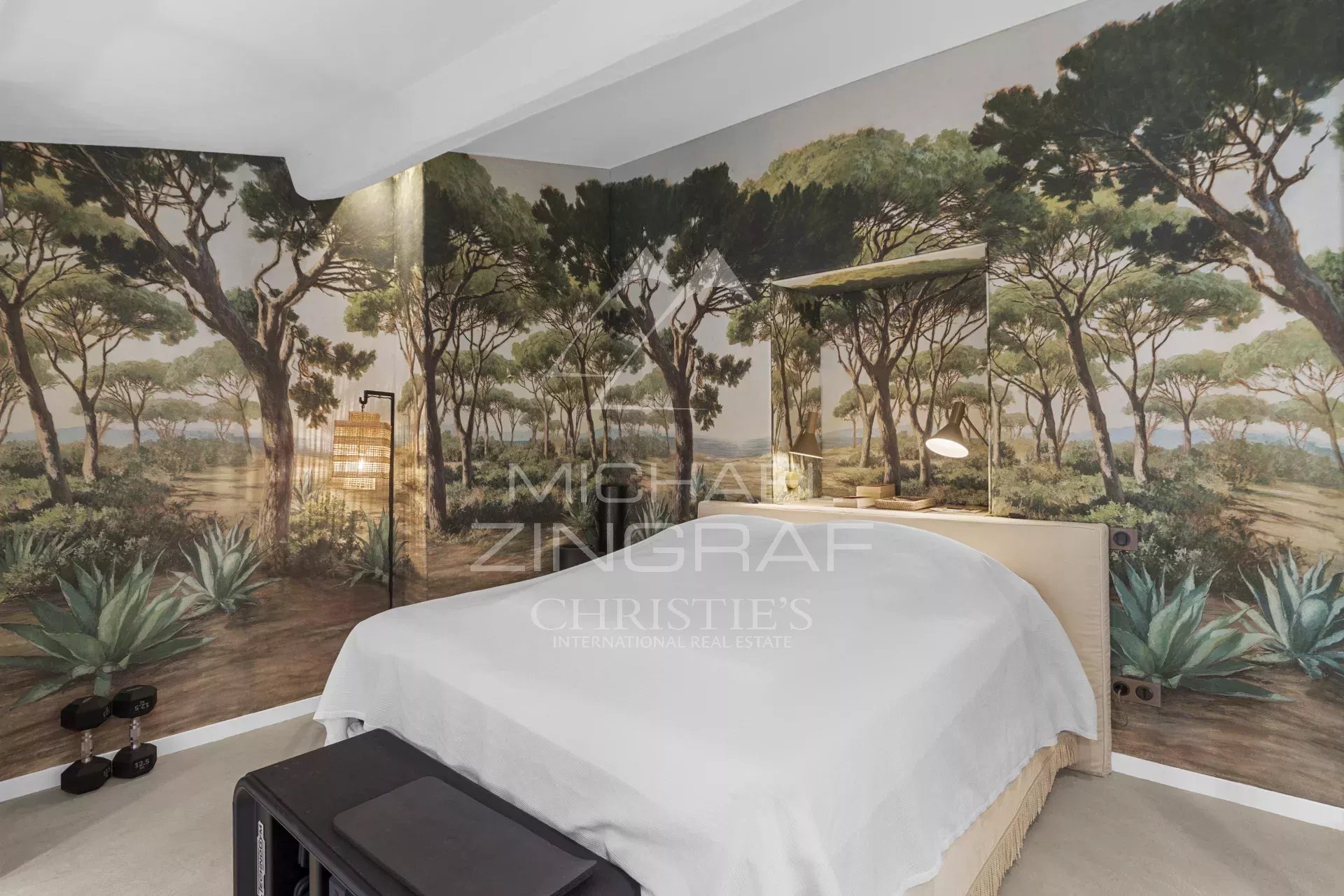 Duplex d’exception au cœur de La Ponche – Saint-Tropez