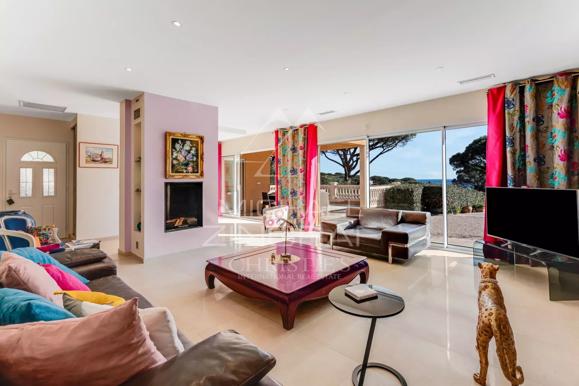 Sainte-Maxime – Außergewöhnliche Villa mit Meerblick im Herzen einer privaten Wohnanlage