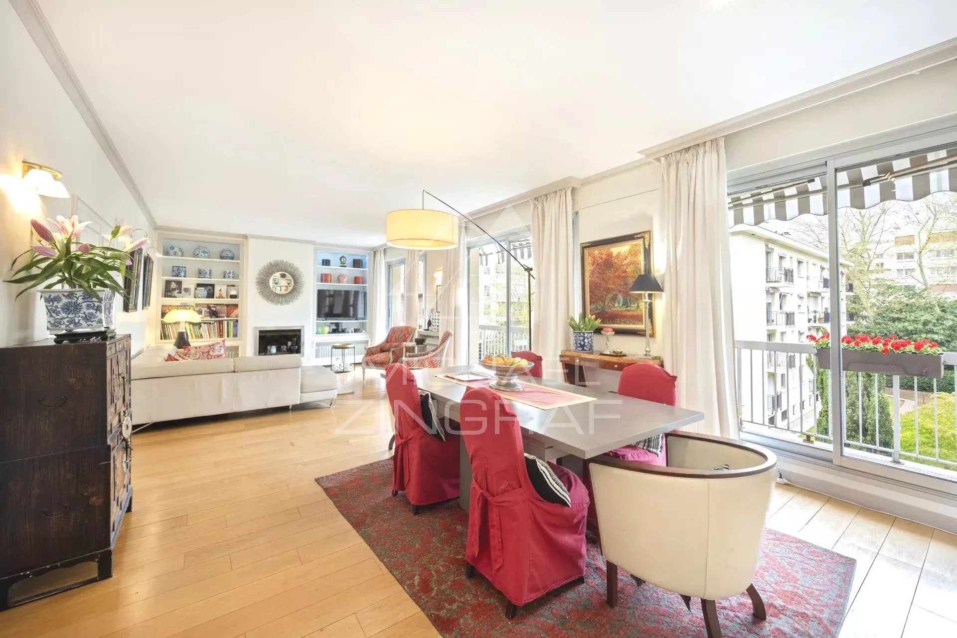 A VENDRE VIAGER SANS RENTE - 3 Chambres - Parfait état - Clair