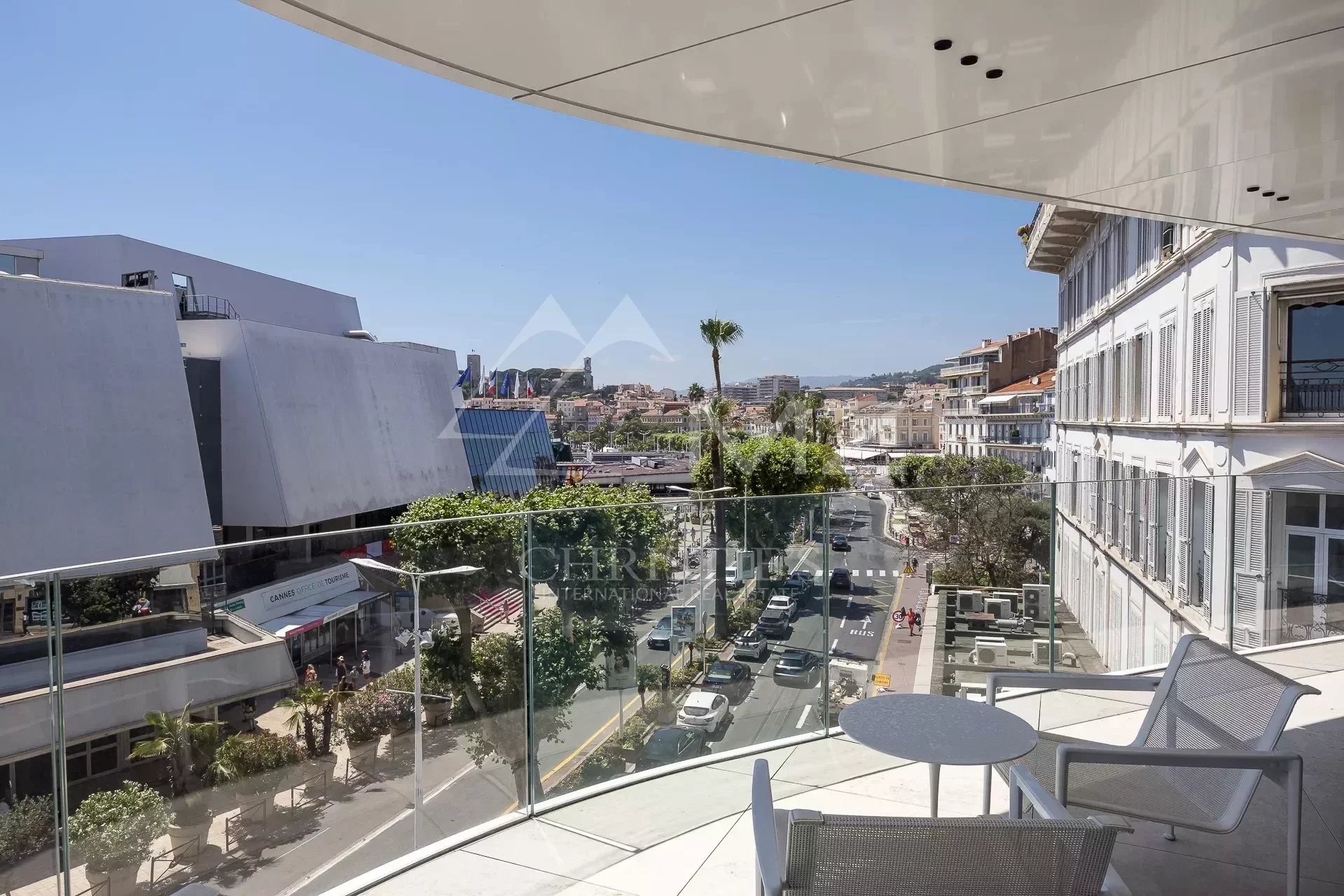 Cannes - Croisette - Exceptional 5 bedrooms apartment