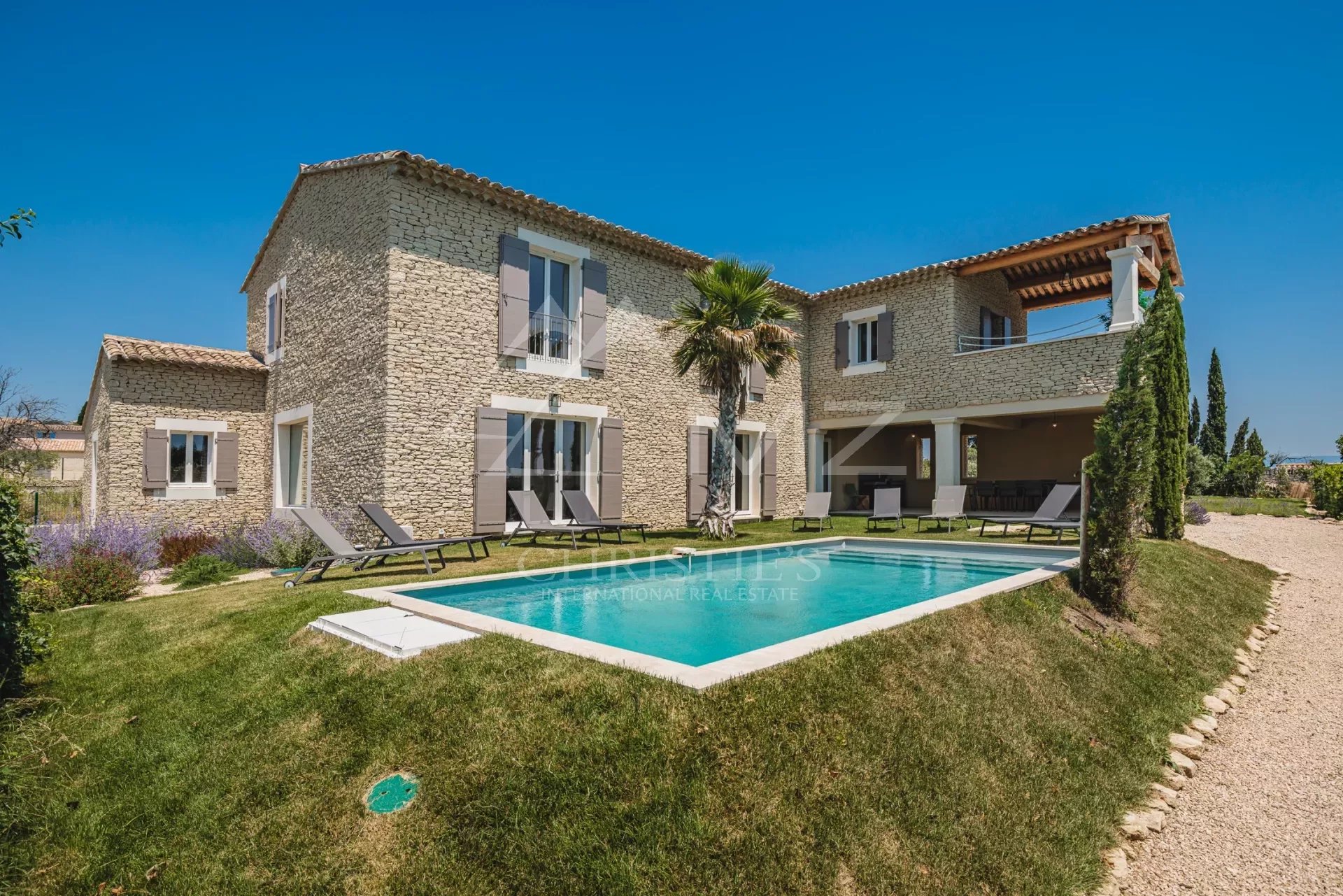 Gordes - Grande maison de vacances avec piscine