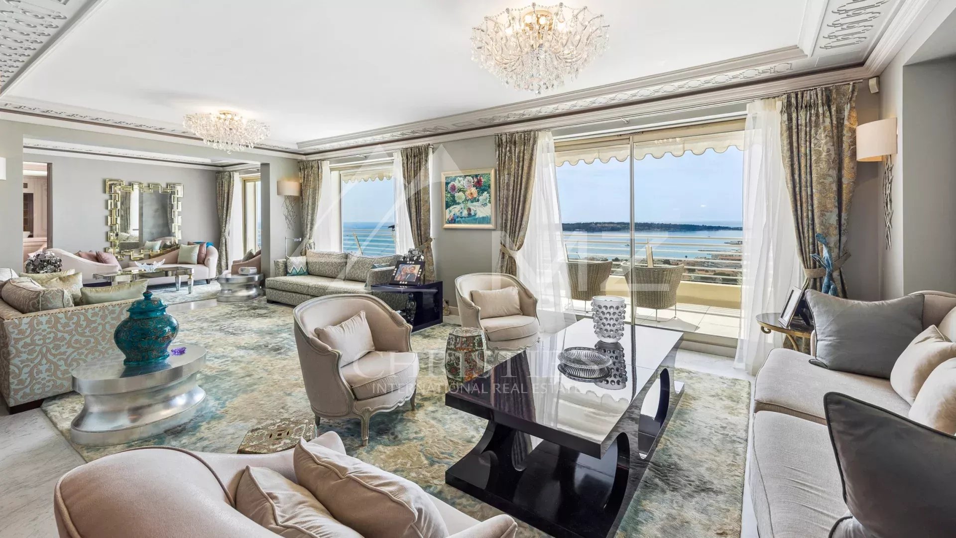Superb apartment in a luxury residence