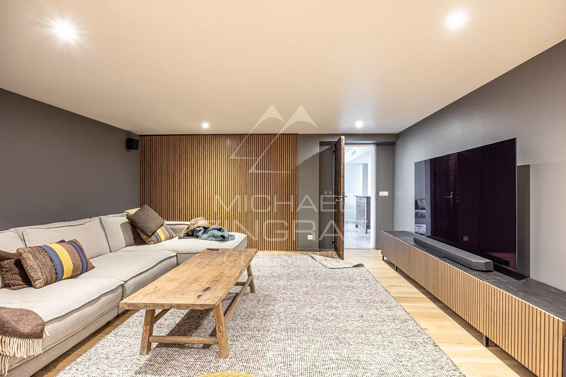 Proche Saint-Paul-de-Vence – Villa d’exception à Vence avec vue panoramique mer et collines – 5 chambres