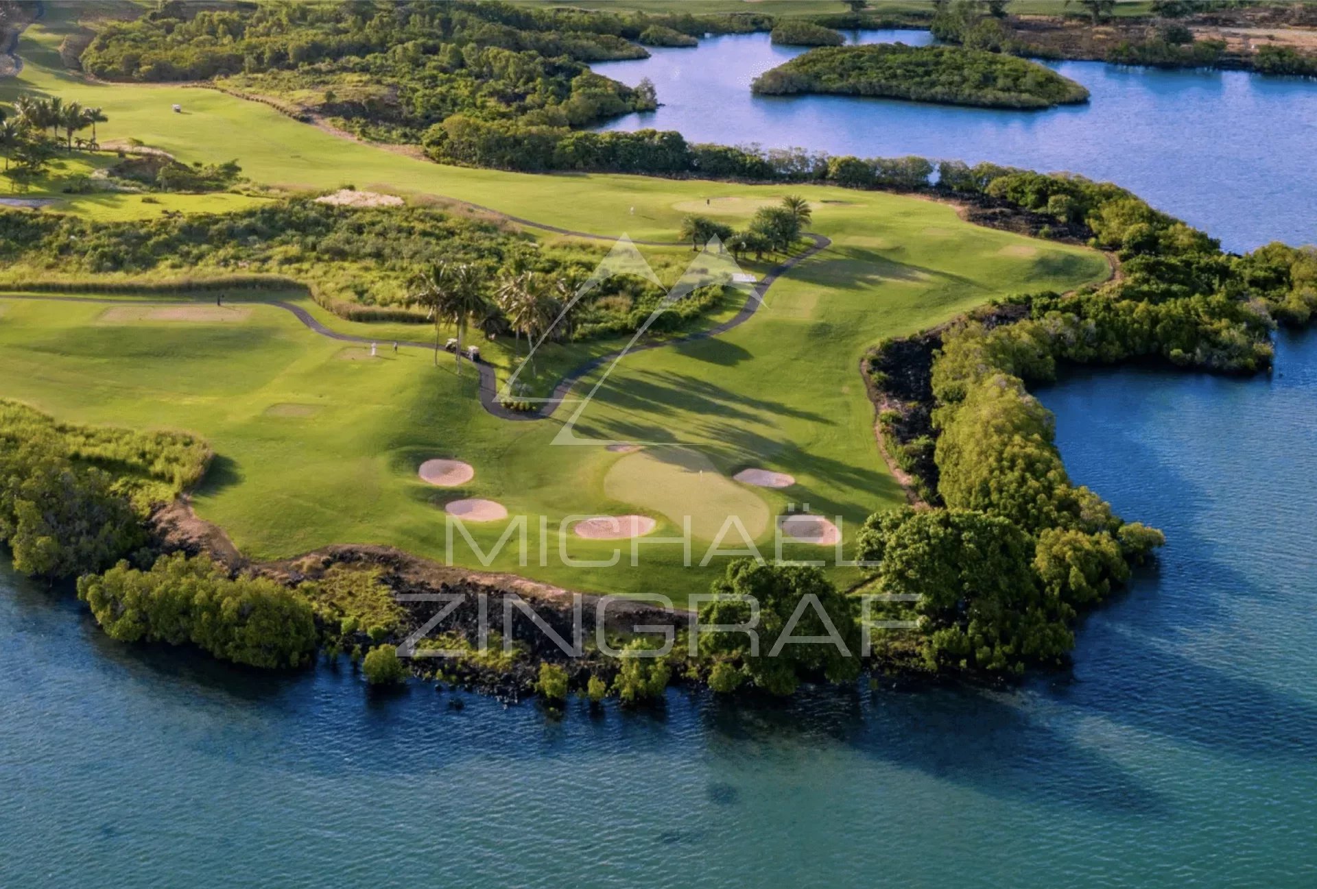 Mauritius - Fairways Villas on golf